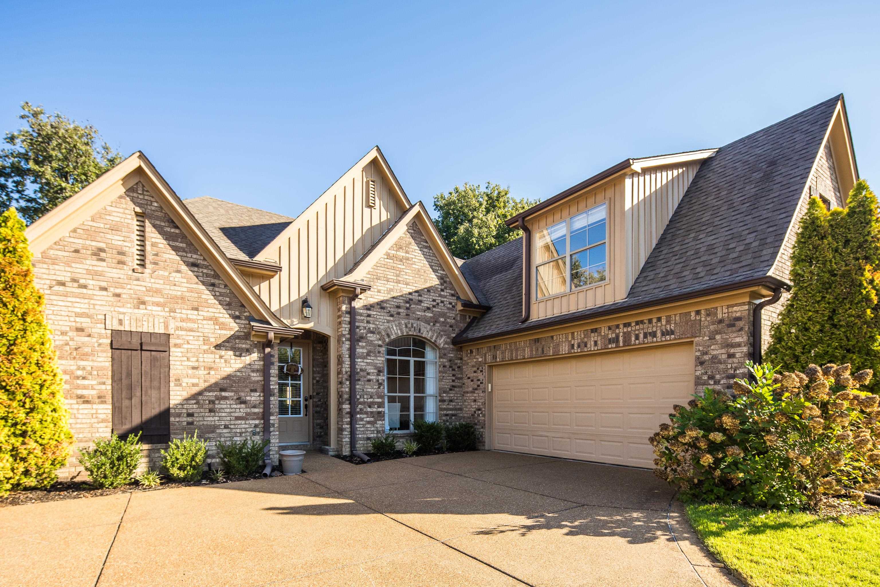 7924 Ivy Lake Dr — photo