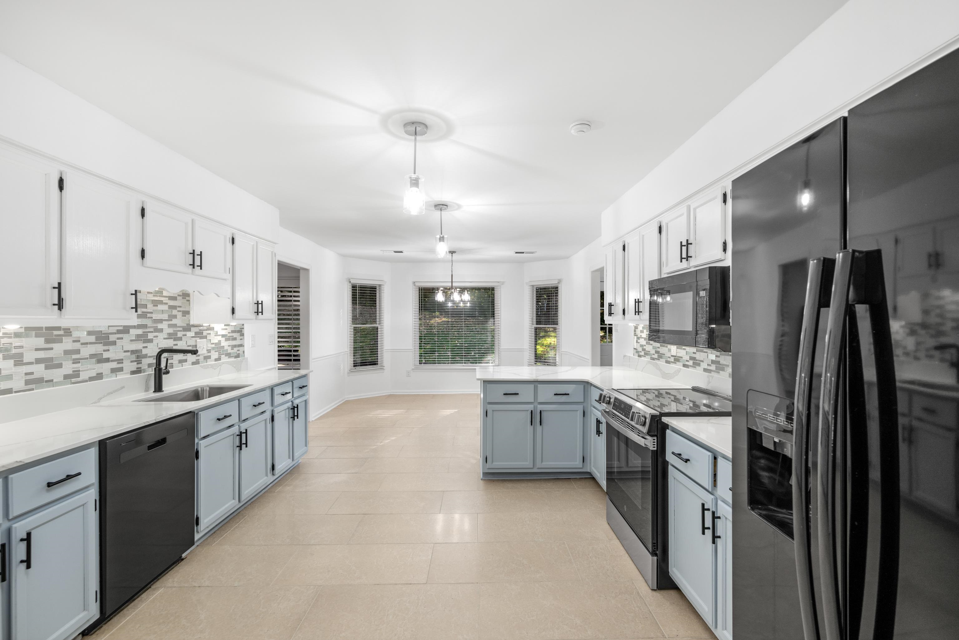 8675 Cedar Farms Dr — photo