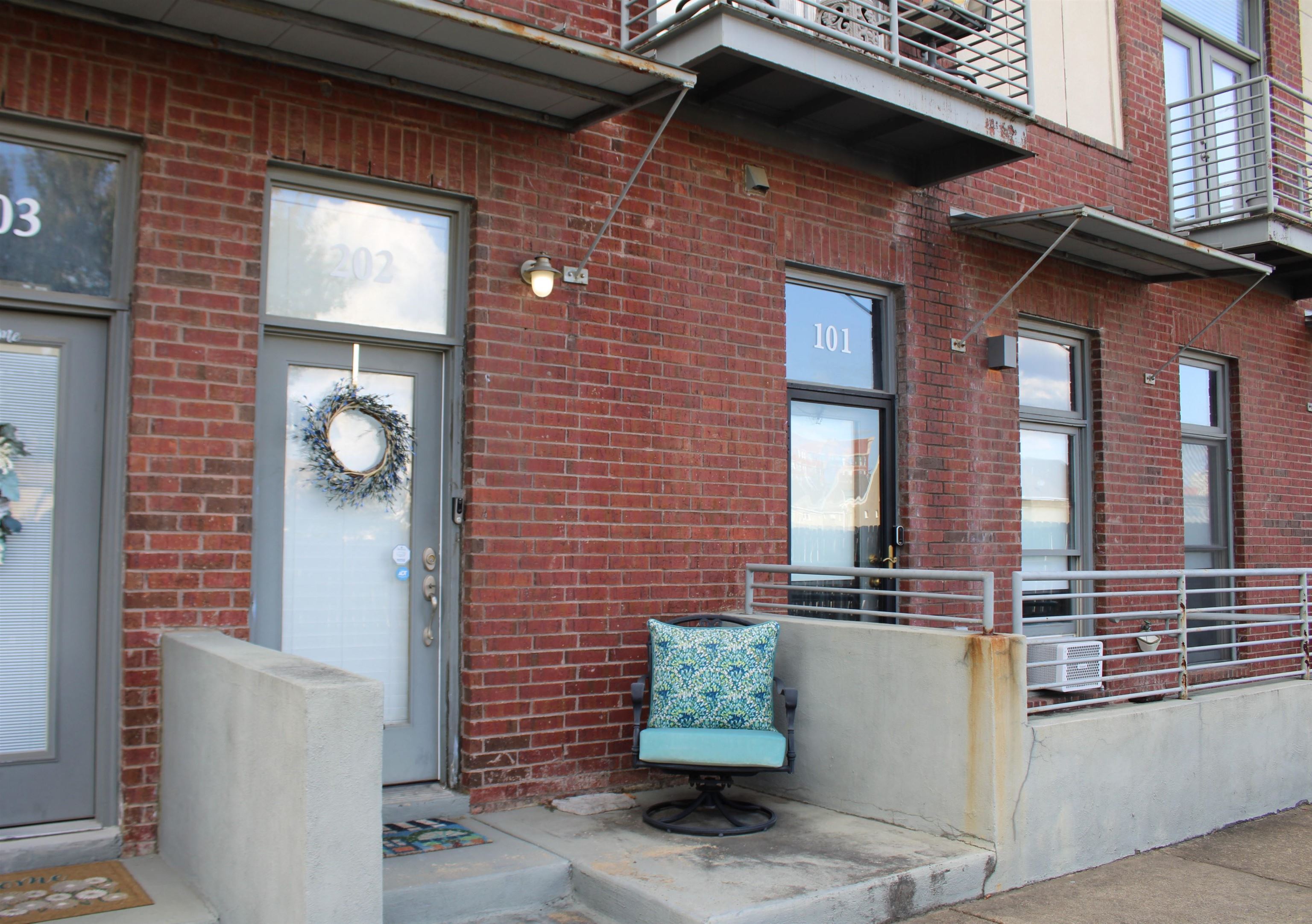 603 Denmark Dr — photo