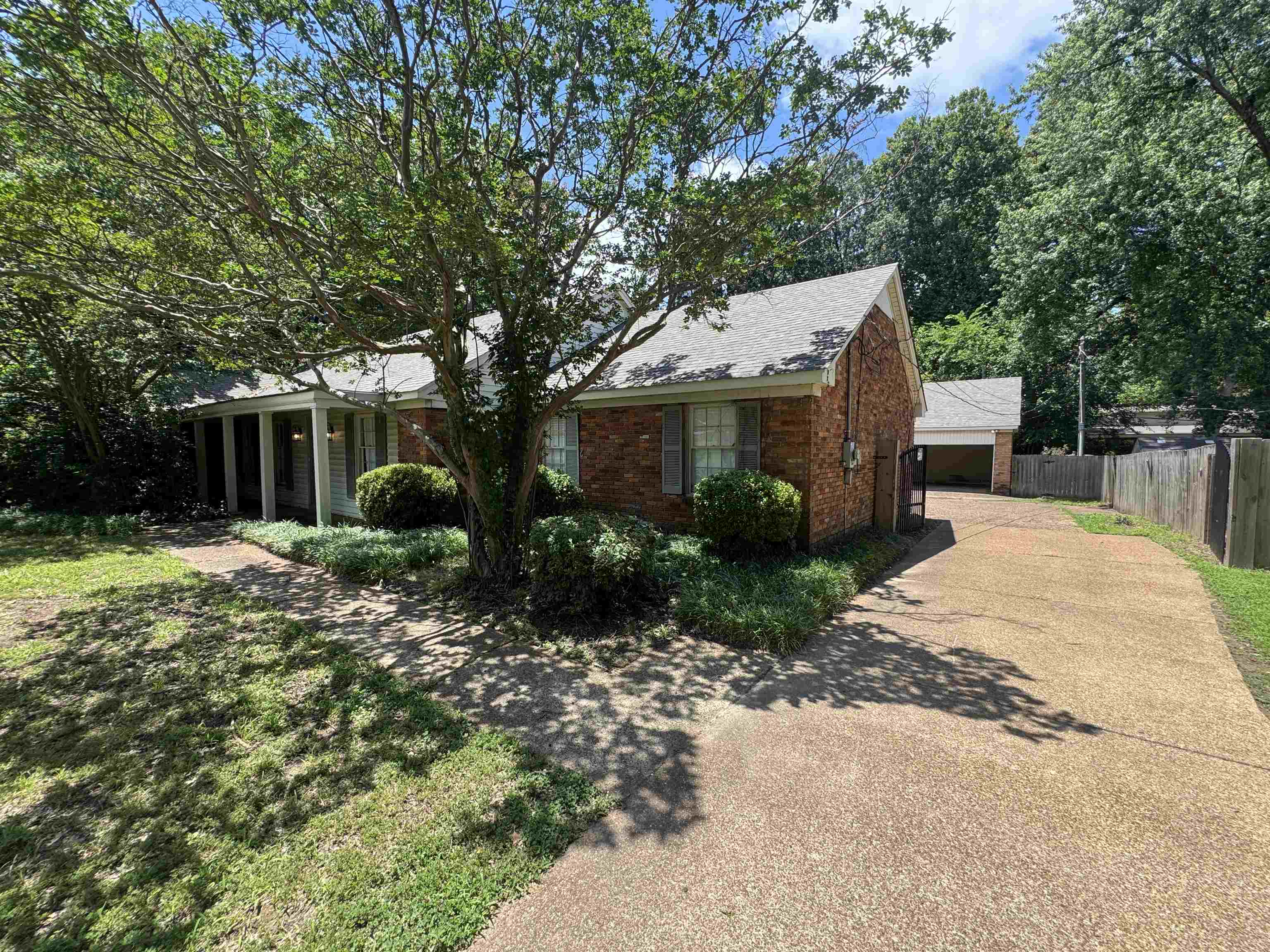 99 Perkins Ext — photo