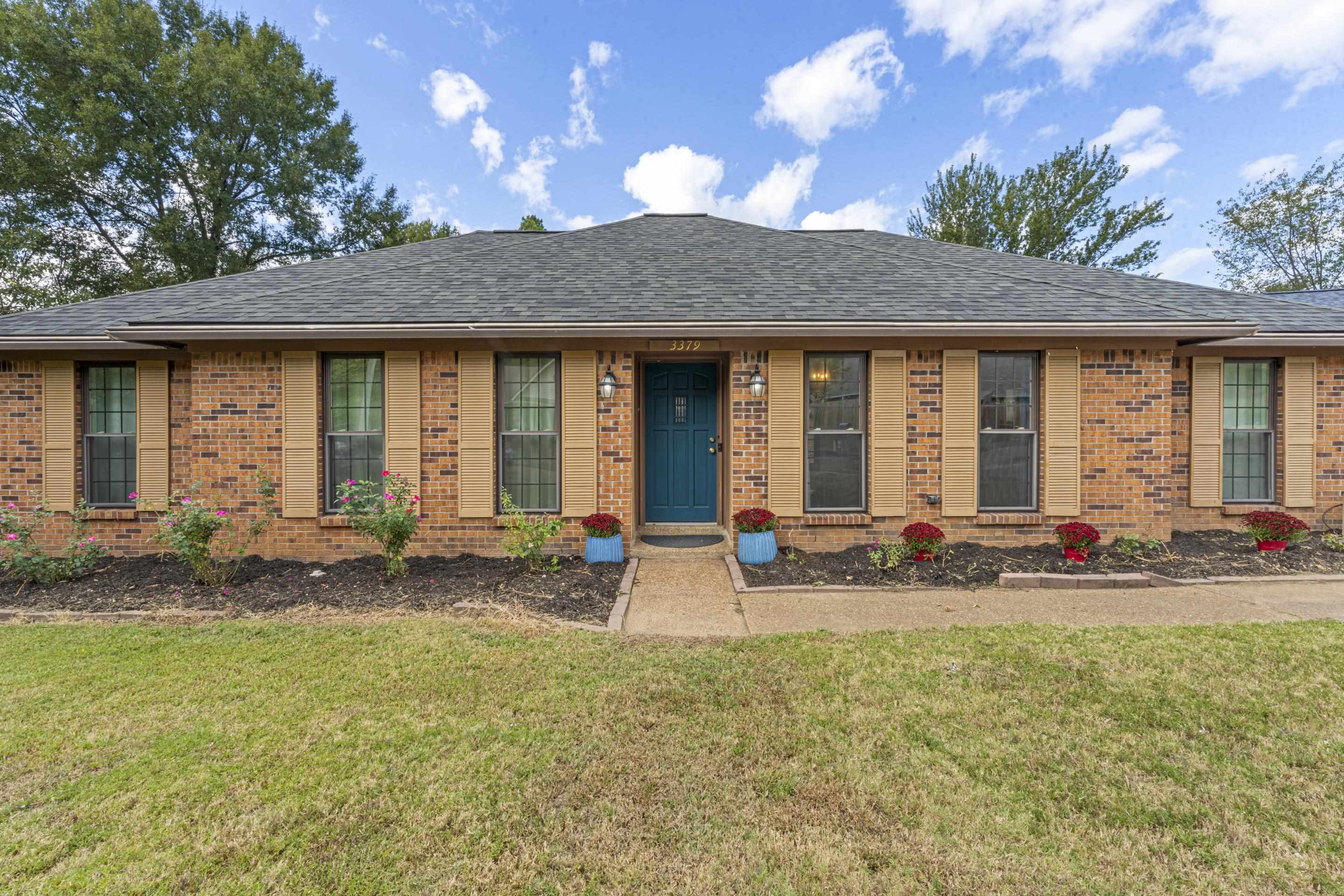3379 Summerhill Dr — photo