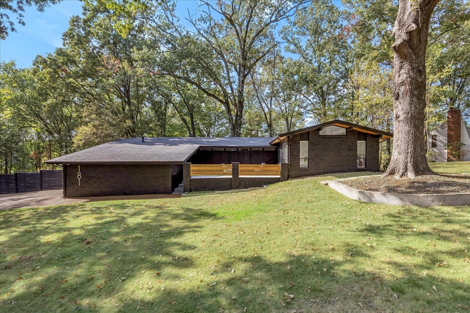 181 Norseman Dr — photo