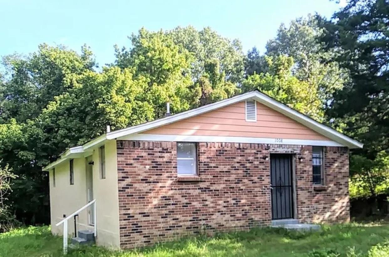 1008 Walk Rd — photo
