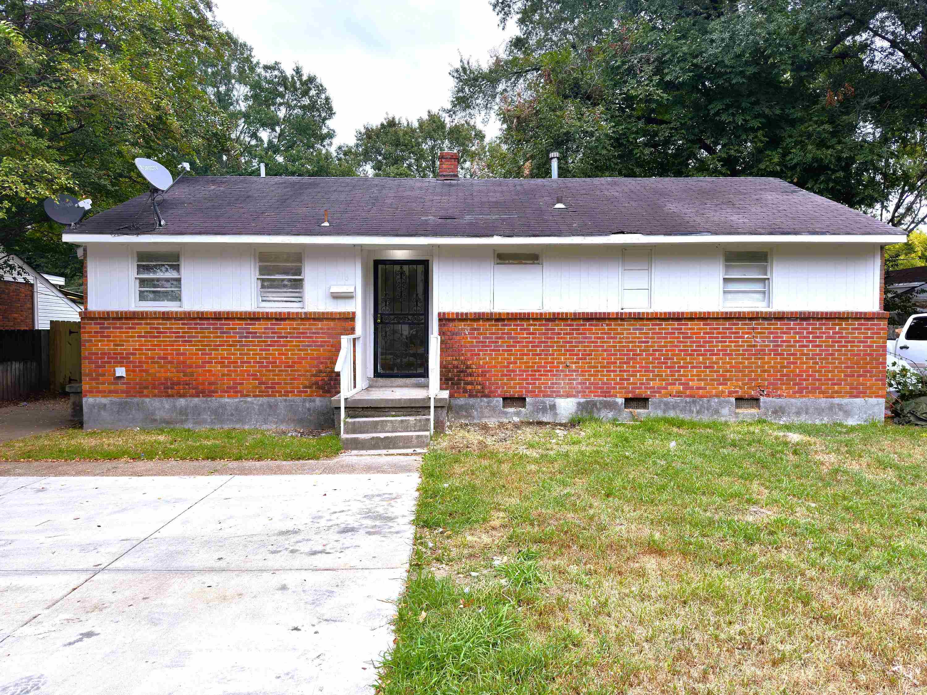 1106 Stratford Rd — photo