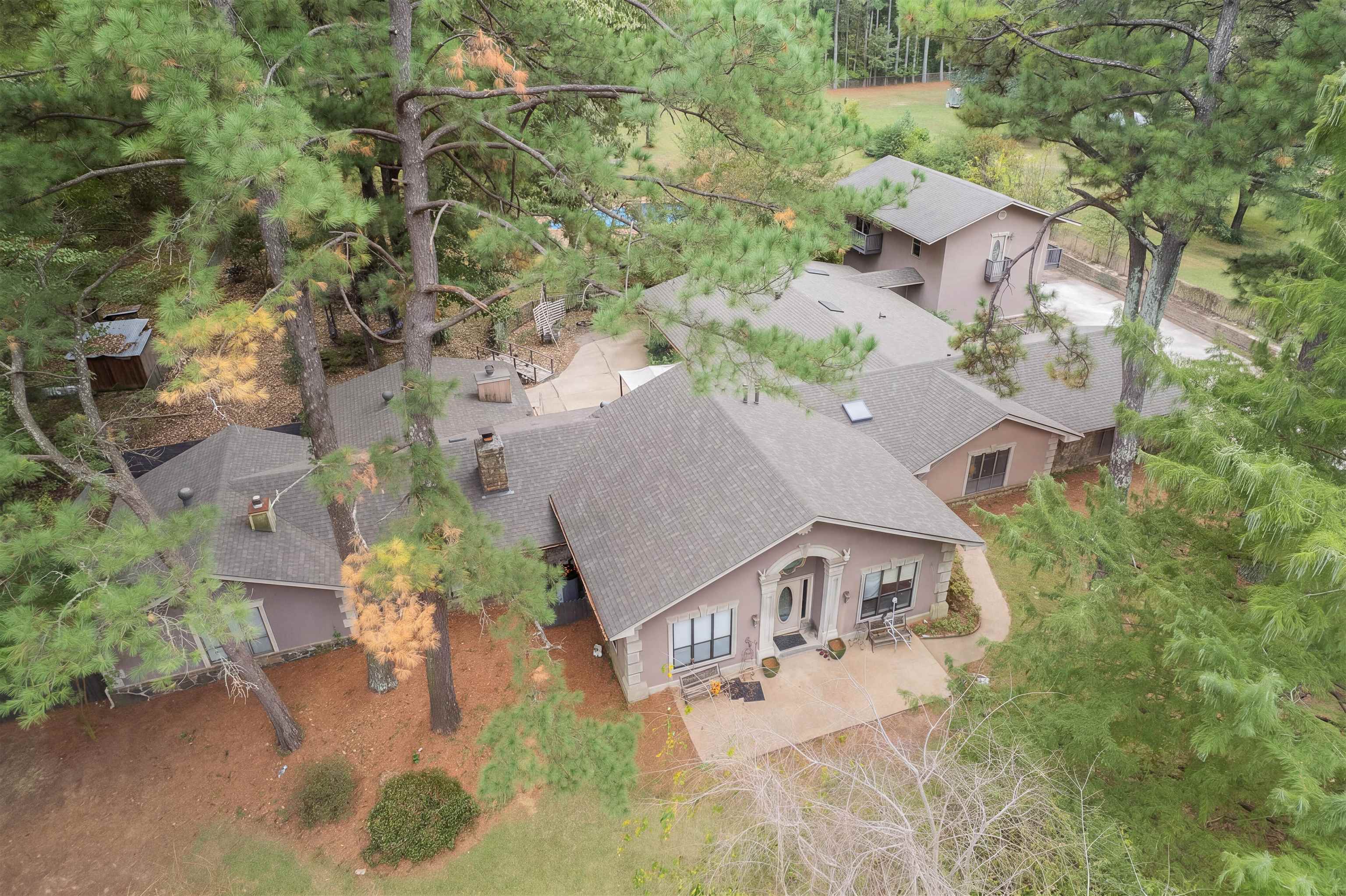 9391 Green Knoll Dr — photo
