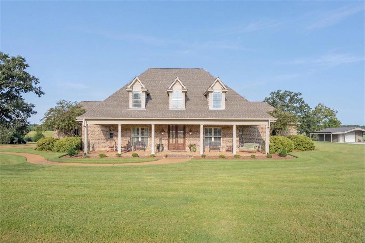173 Winter Oaks Dr — photo