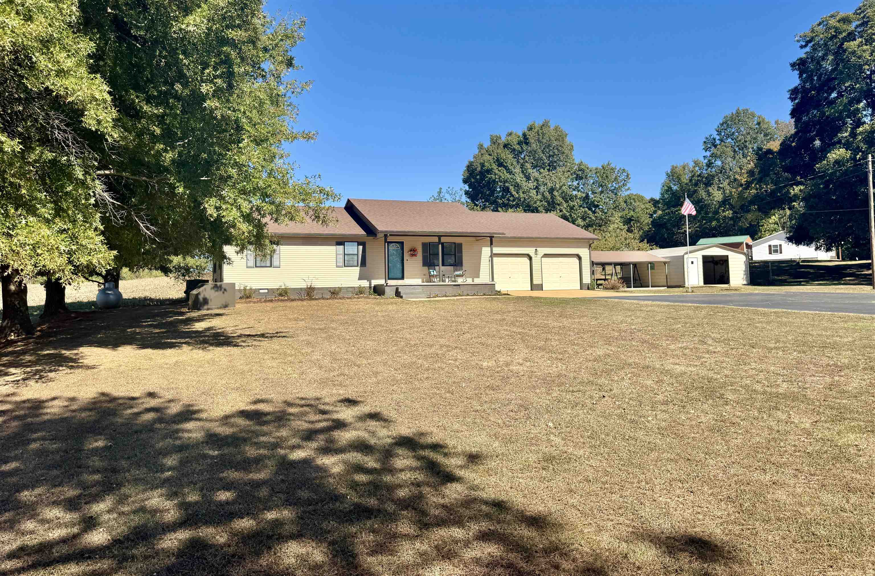 548 Bluebird Hill Rd — photo