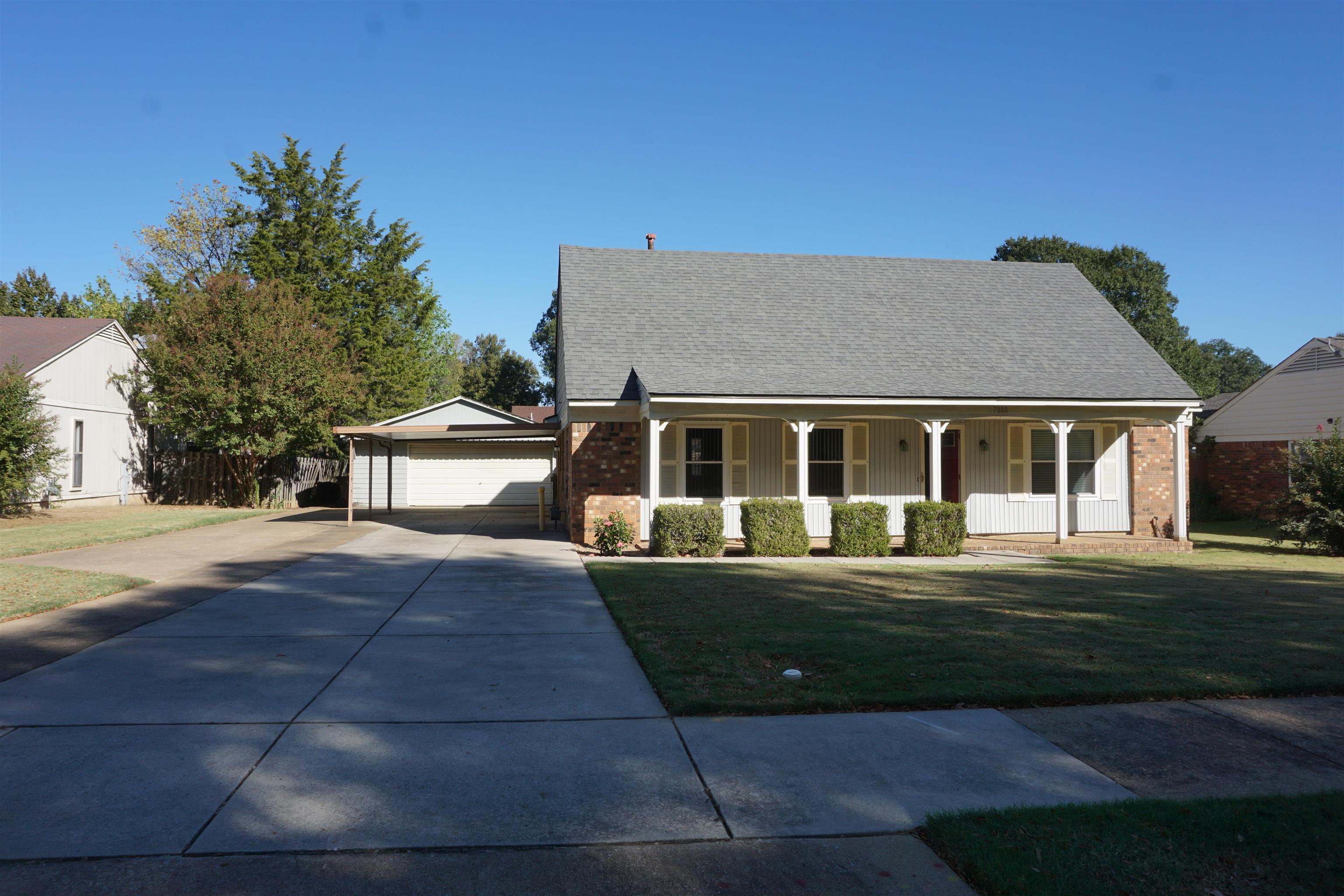 7888 Carol Elaine Cir — photo