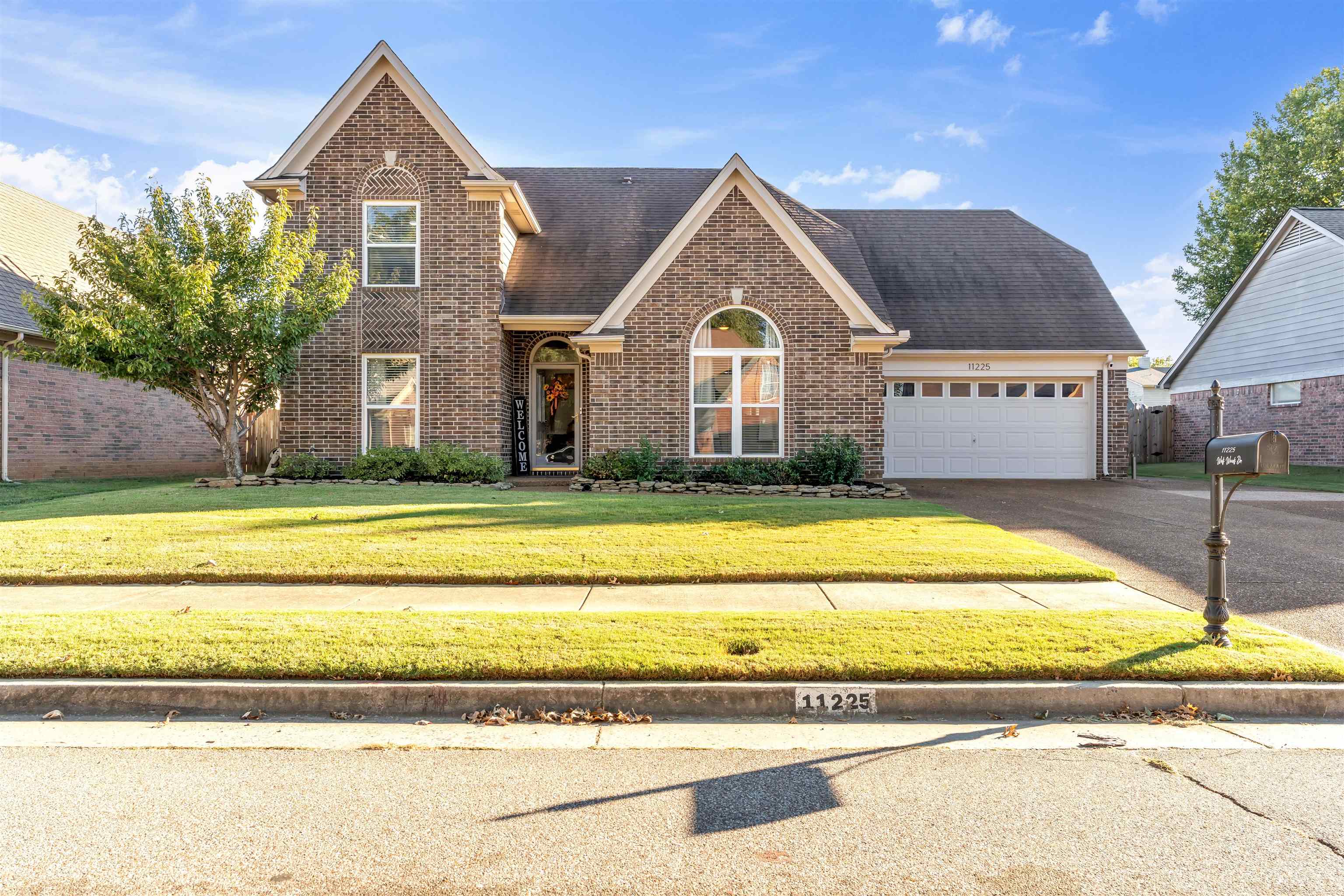 11225 Wolf Woods Dr — photo