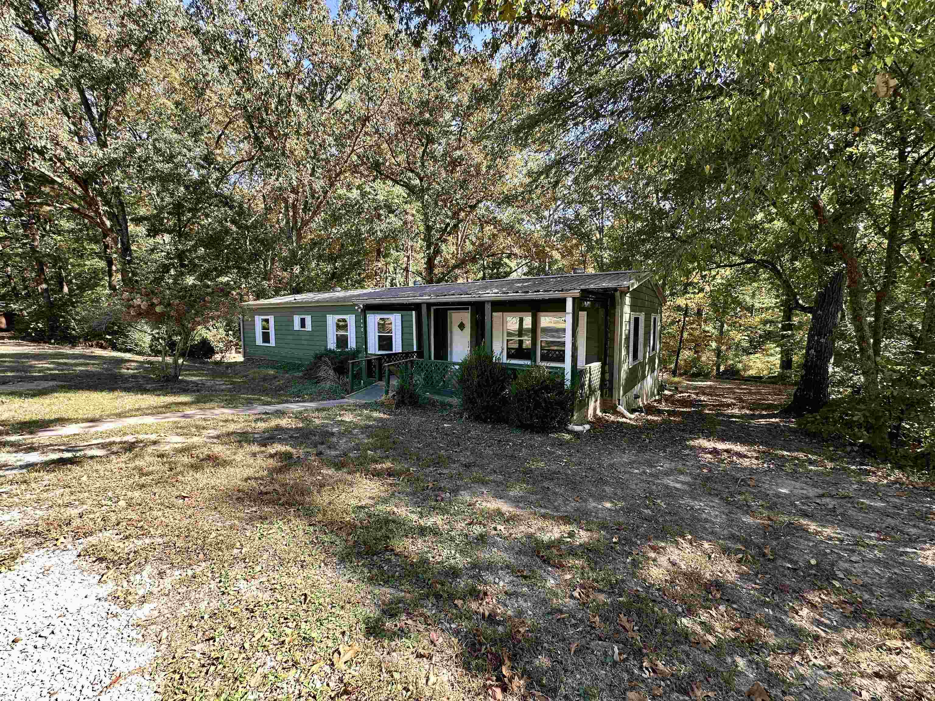 1440 Stagg Rd — photo