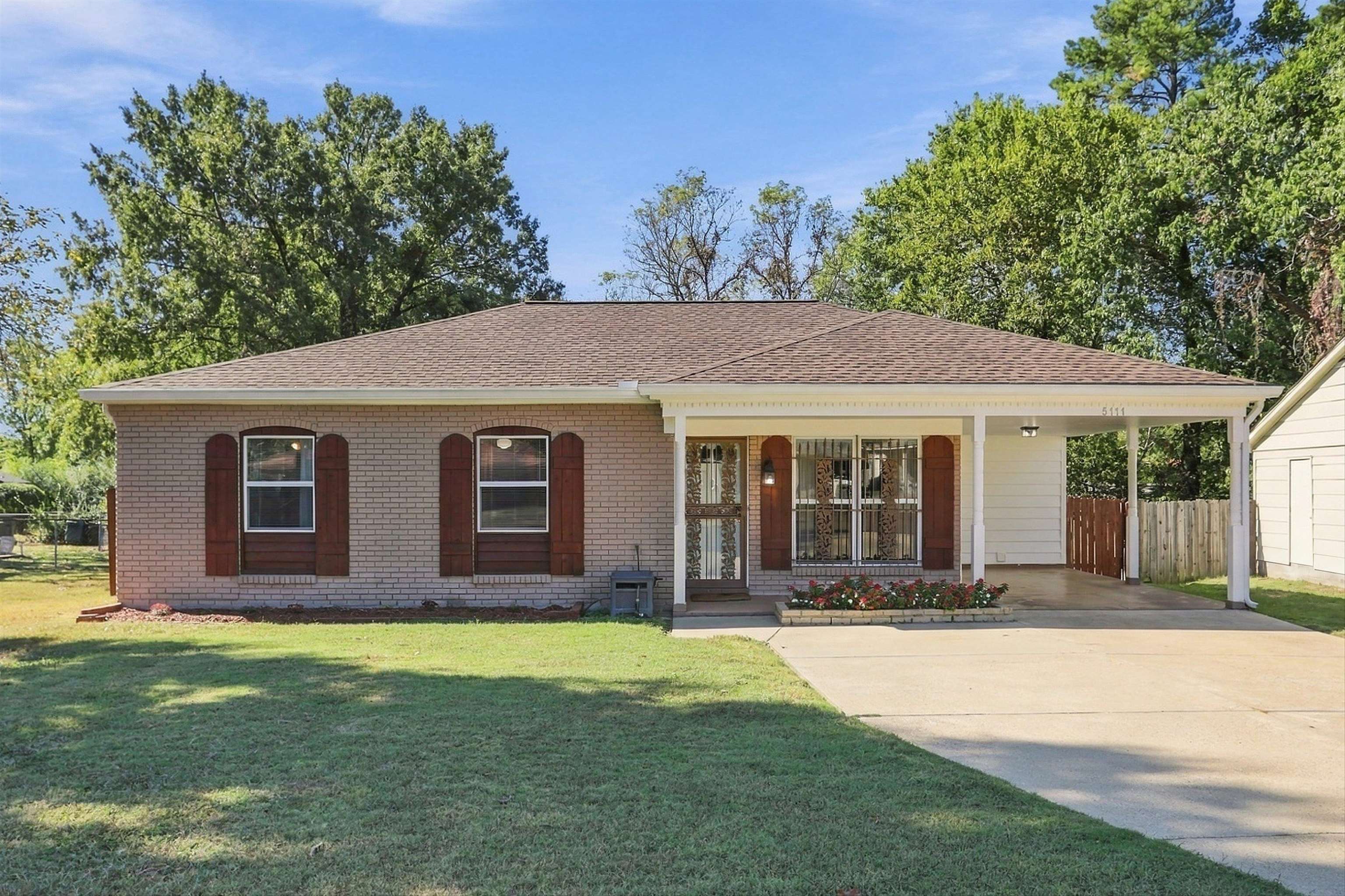5111 Breckenwood Dr — photo