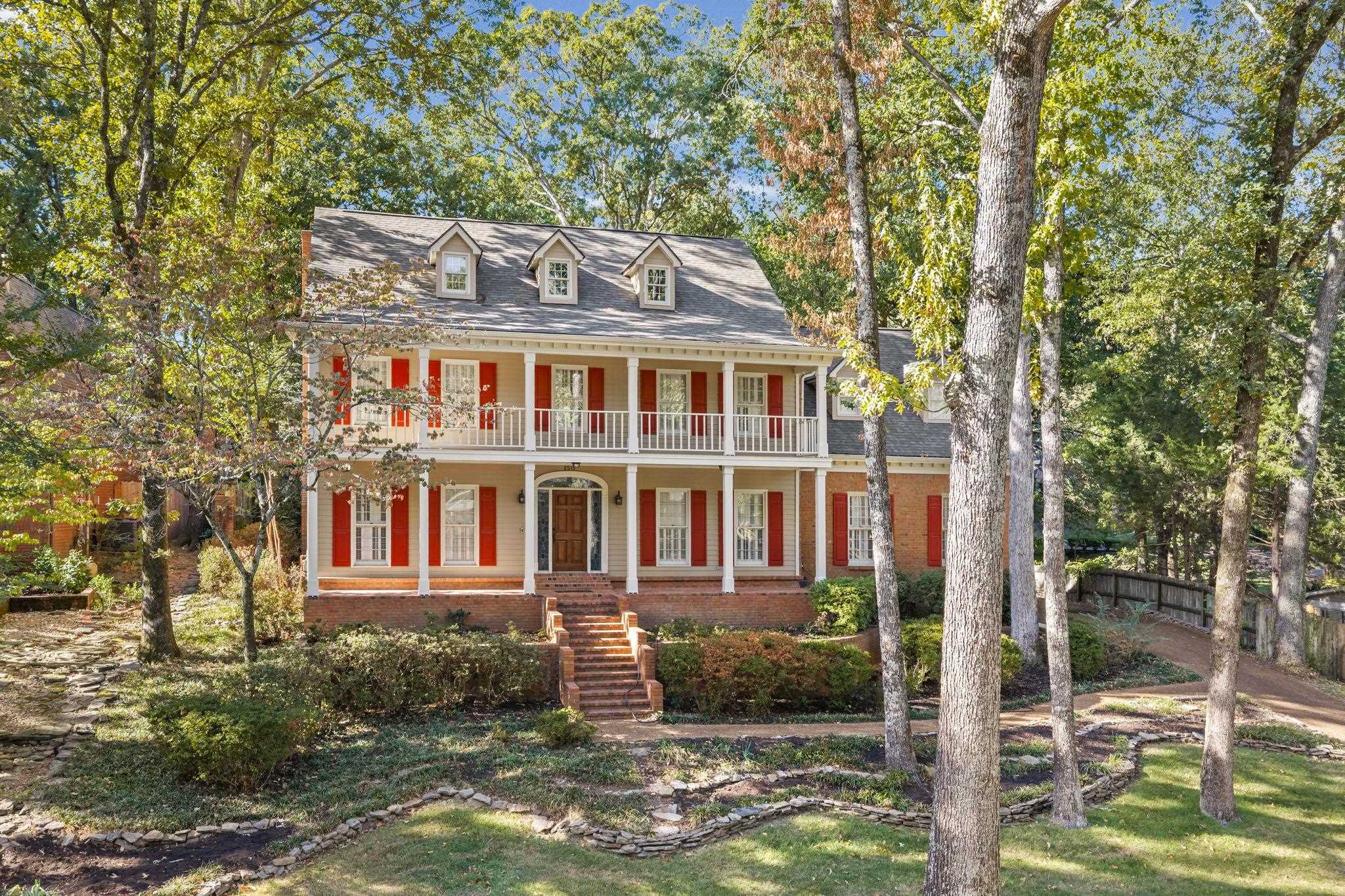 2515 Horsham Dr — photo