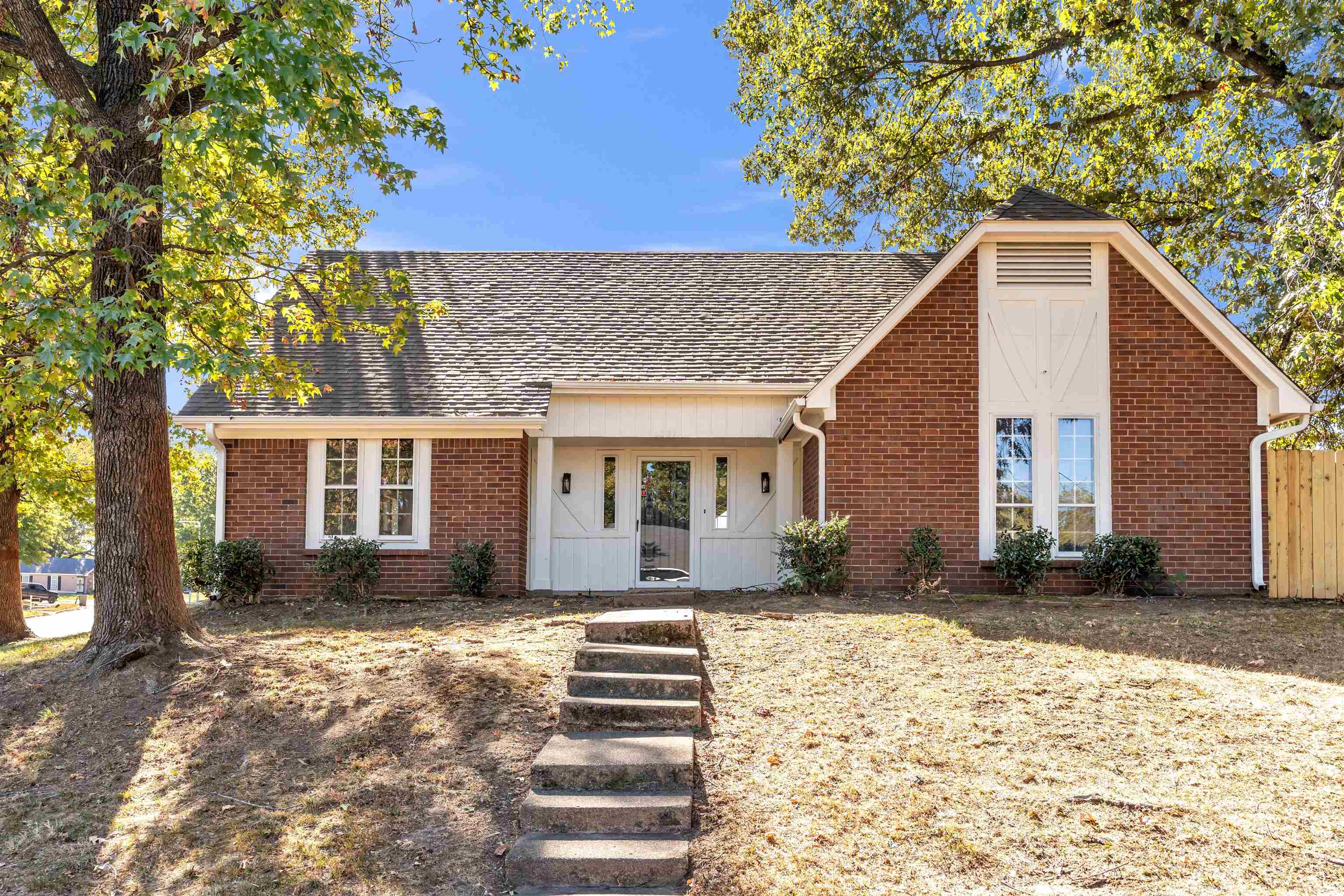 6387 Bent Oak Ln — photo