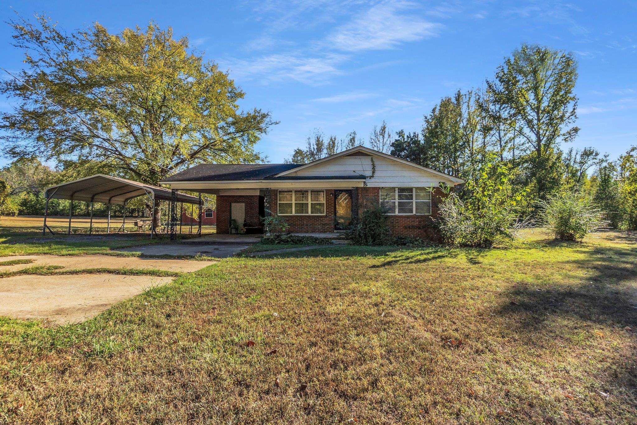 1171 Douglas Rd — photo