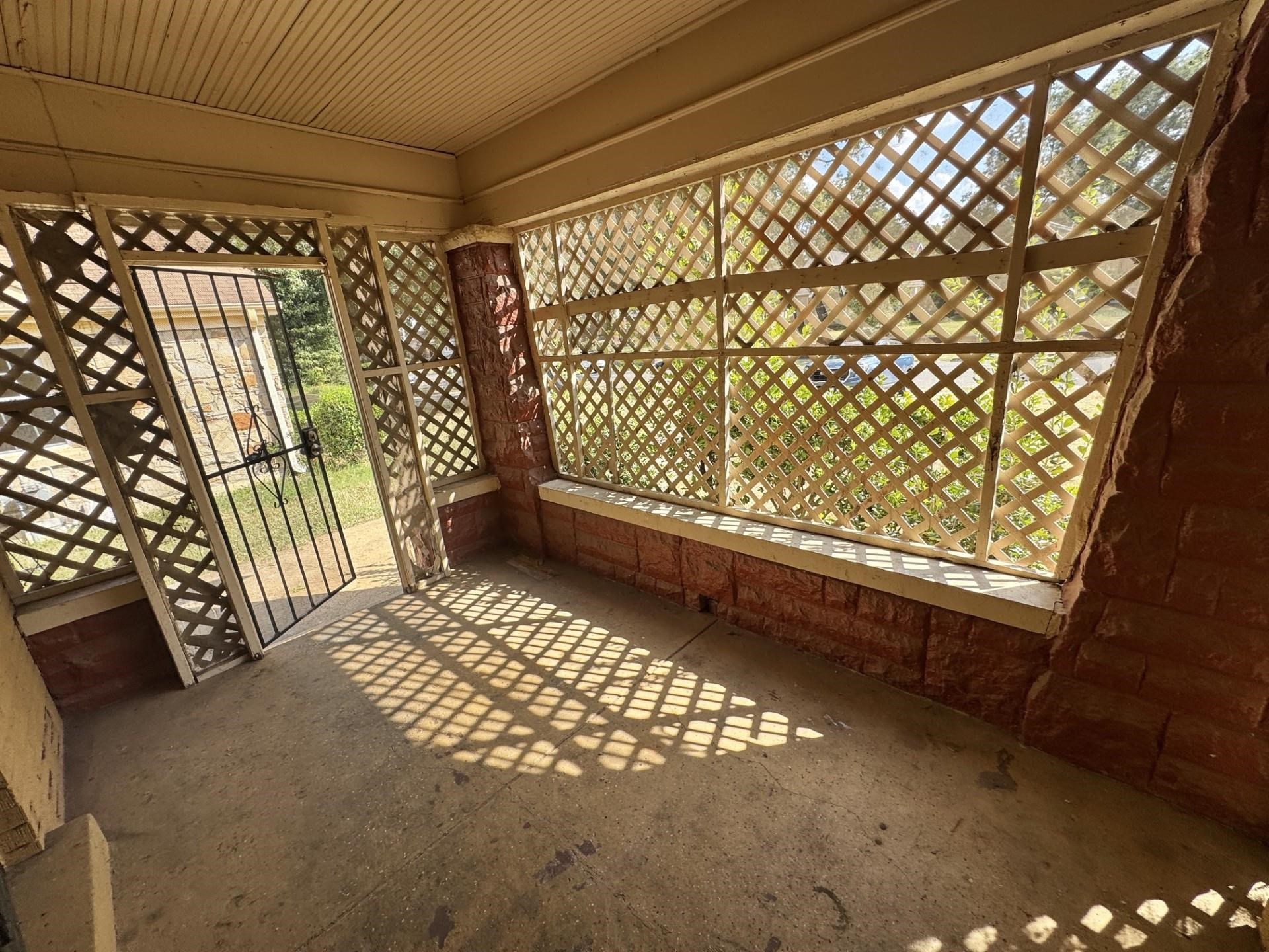 600 E McKellar Ave, Memphis, TN 38106 — photo 2