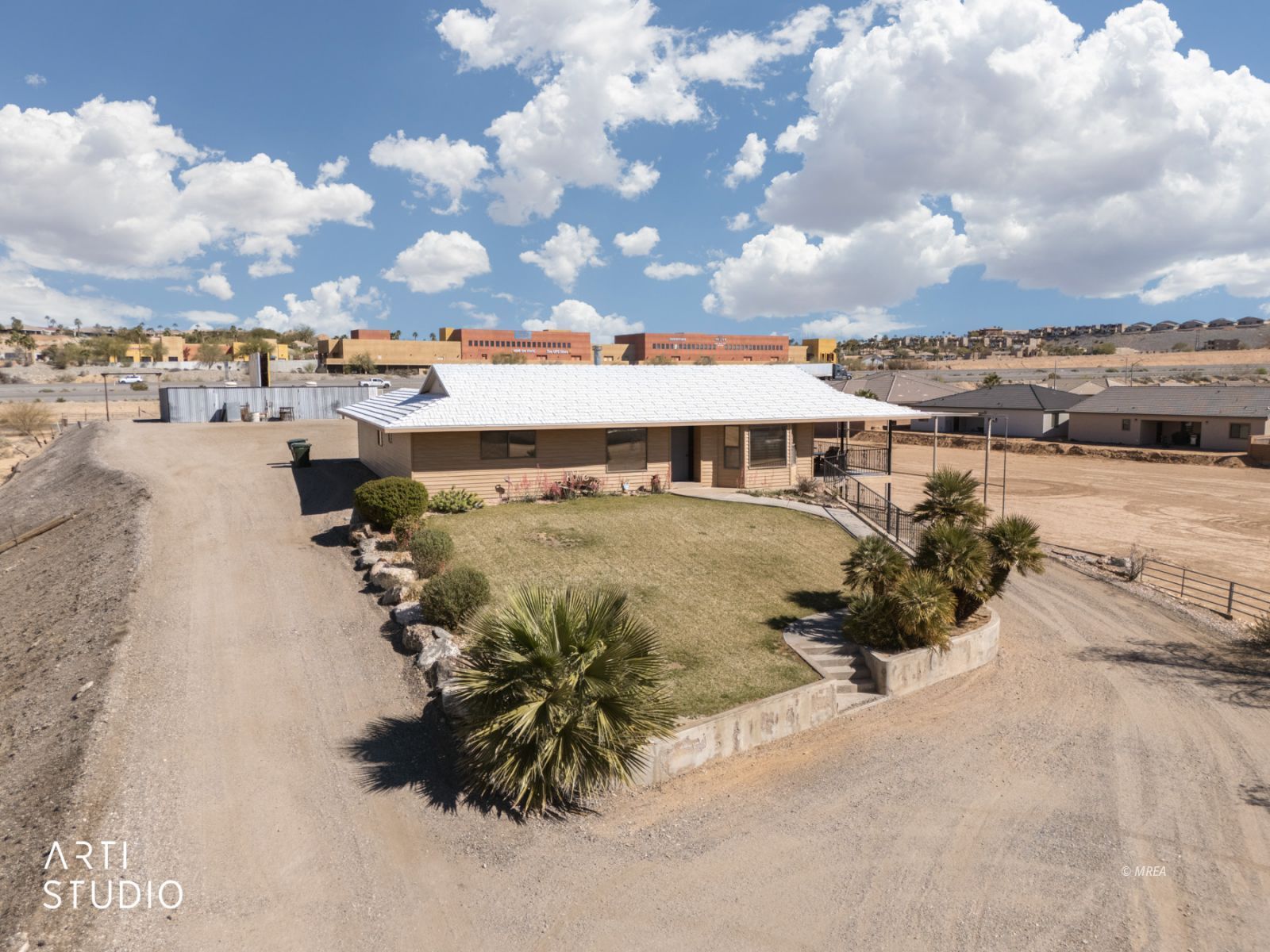 311 Sun Valley Dr — photo