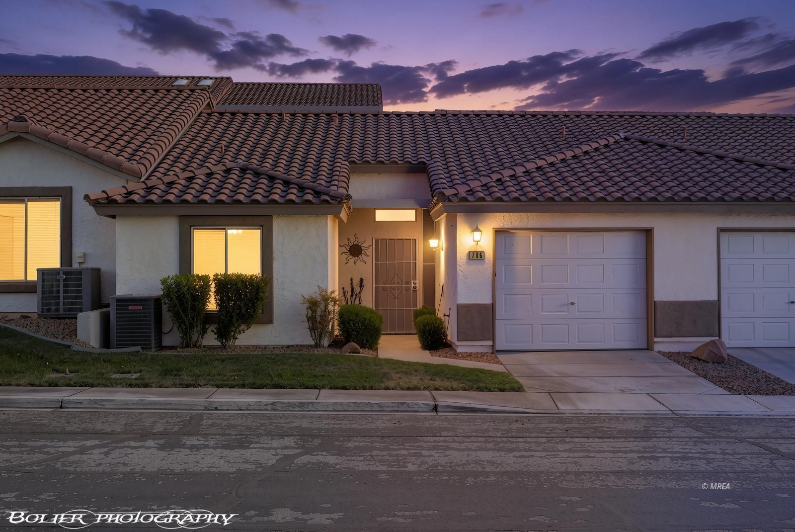 706 Mountain Rdg — photo