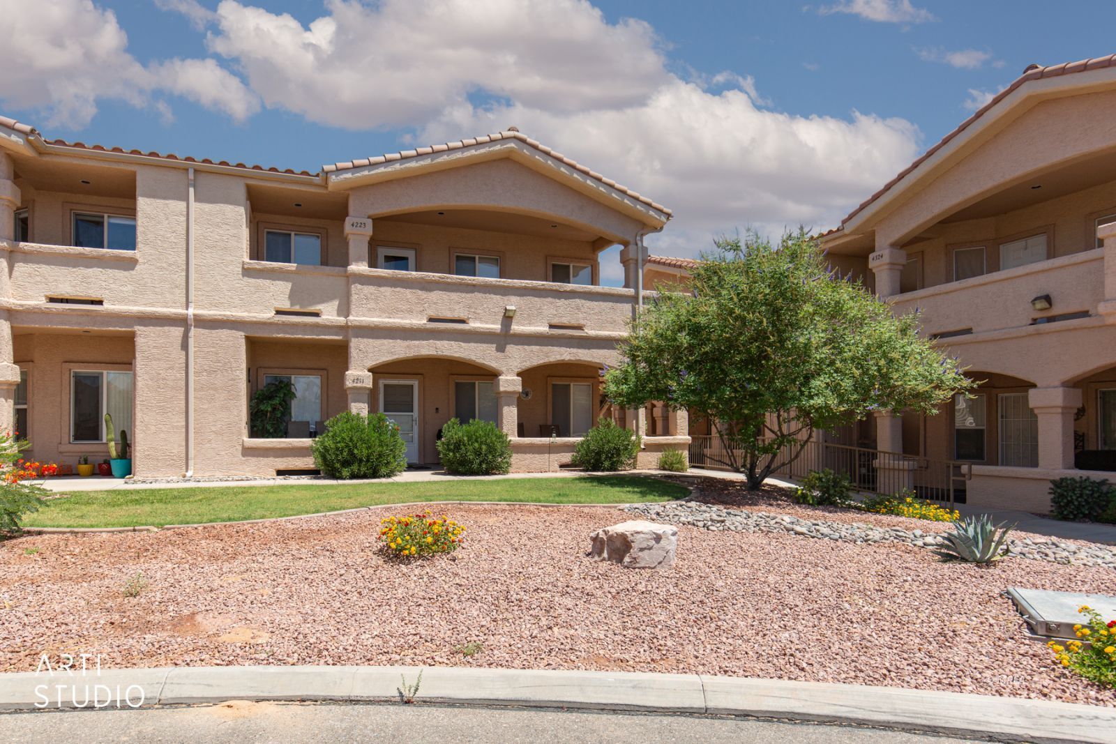 517 W Mesquite Blvd 4223 — photo