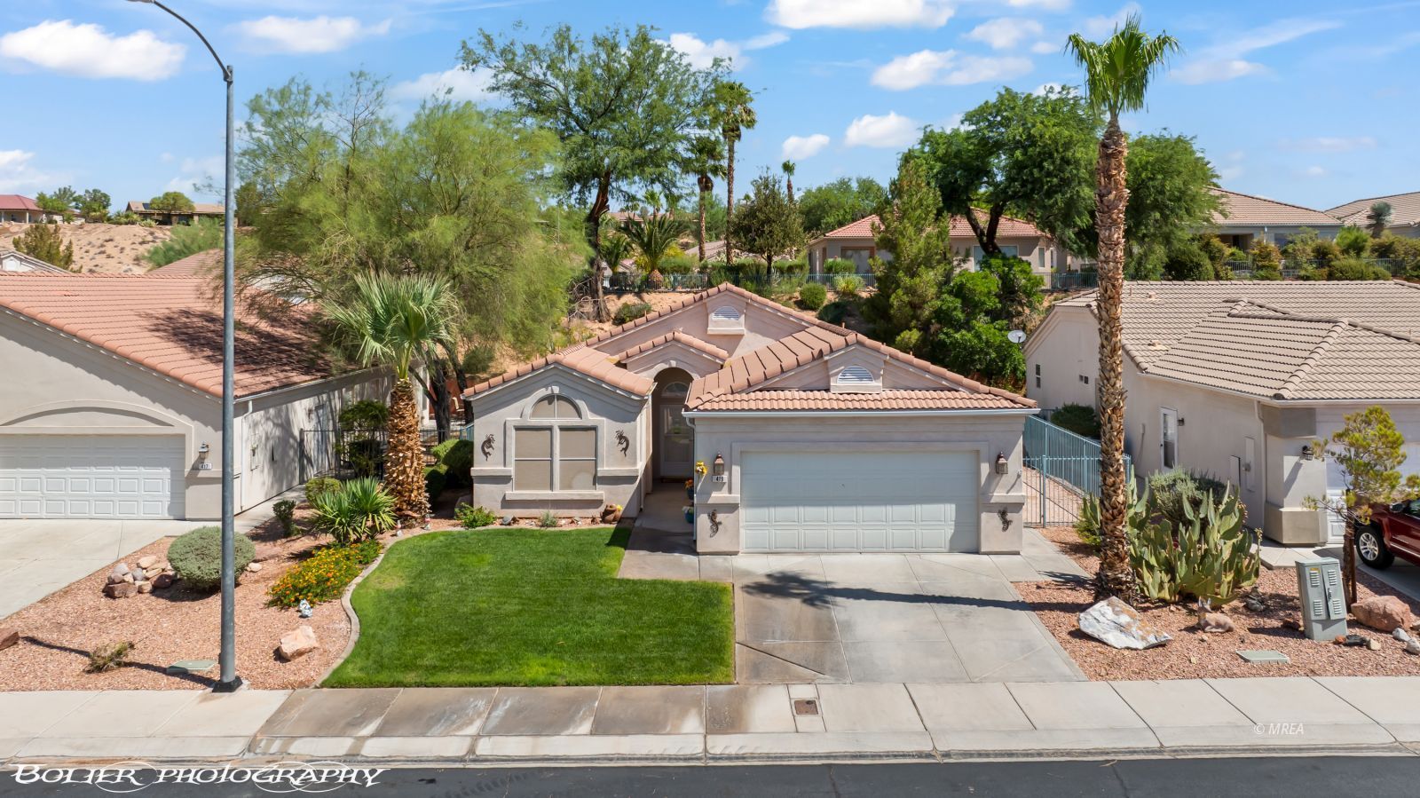 419 Chalet Dr — photo