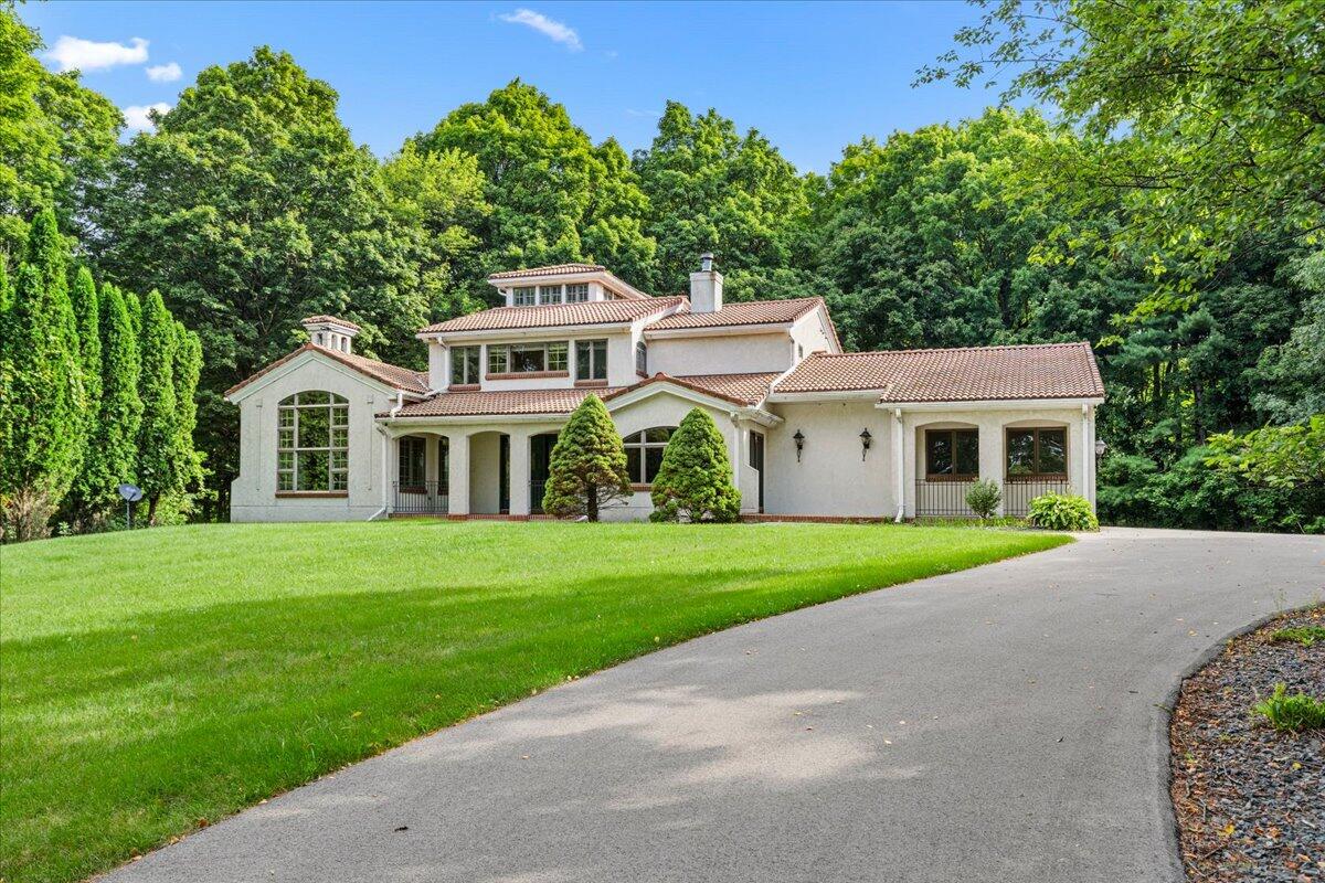 5820 E Waterford Rd — photo