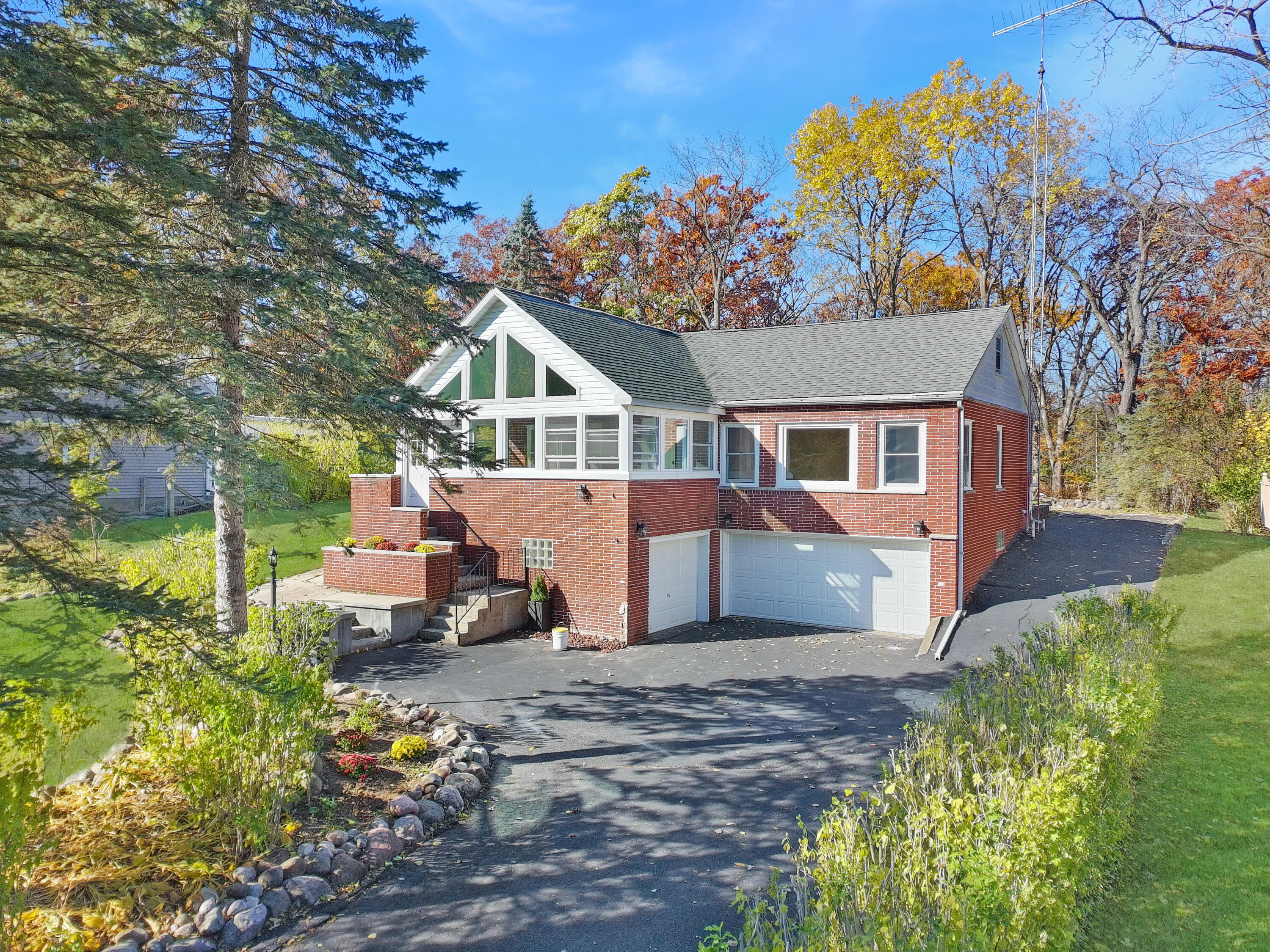 W3926 Springbrook Rd, Linn, WI 53147 — photo 2