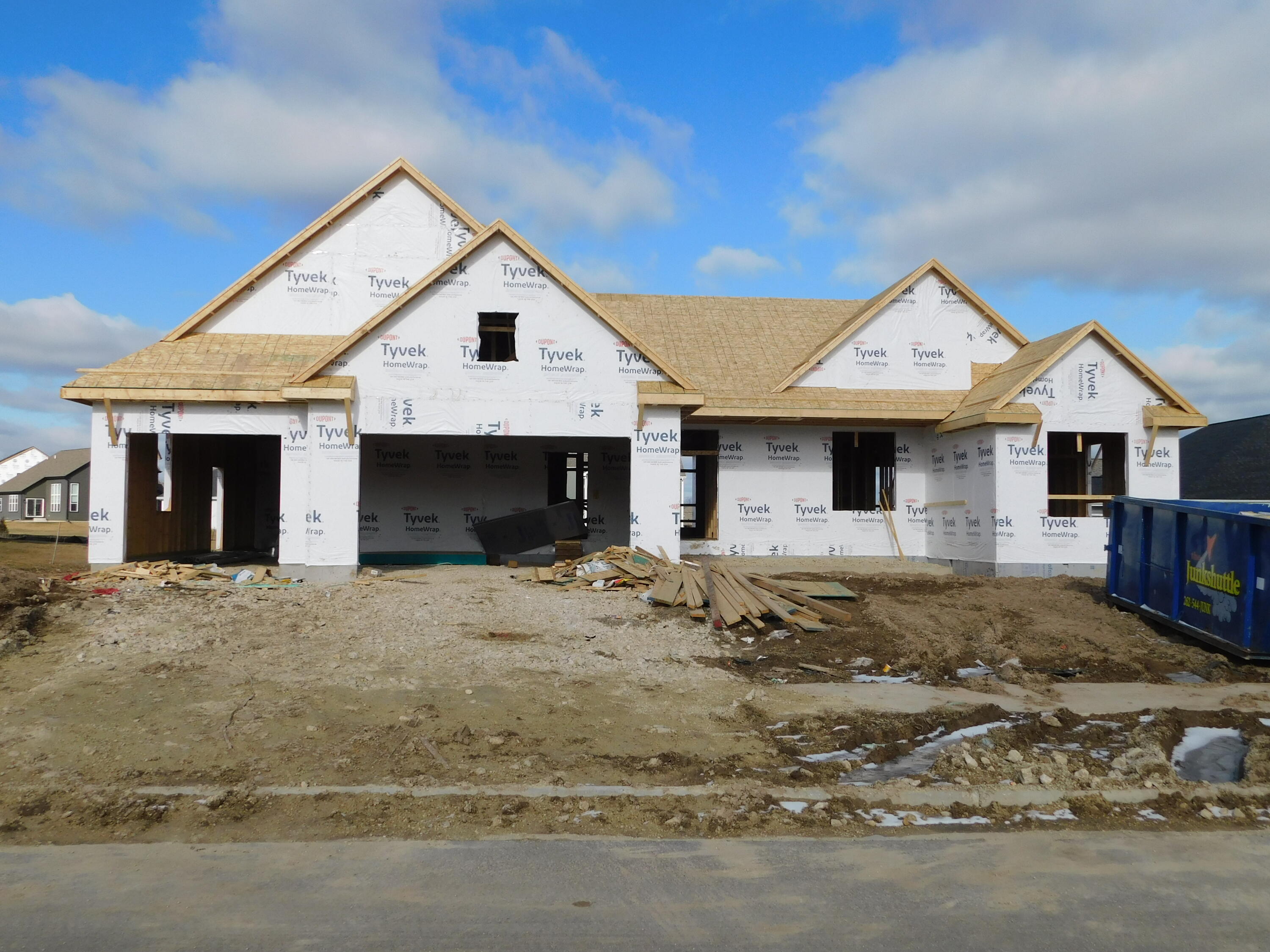 792 N Sparrow Way — photo