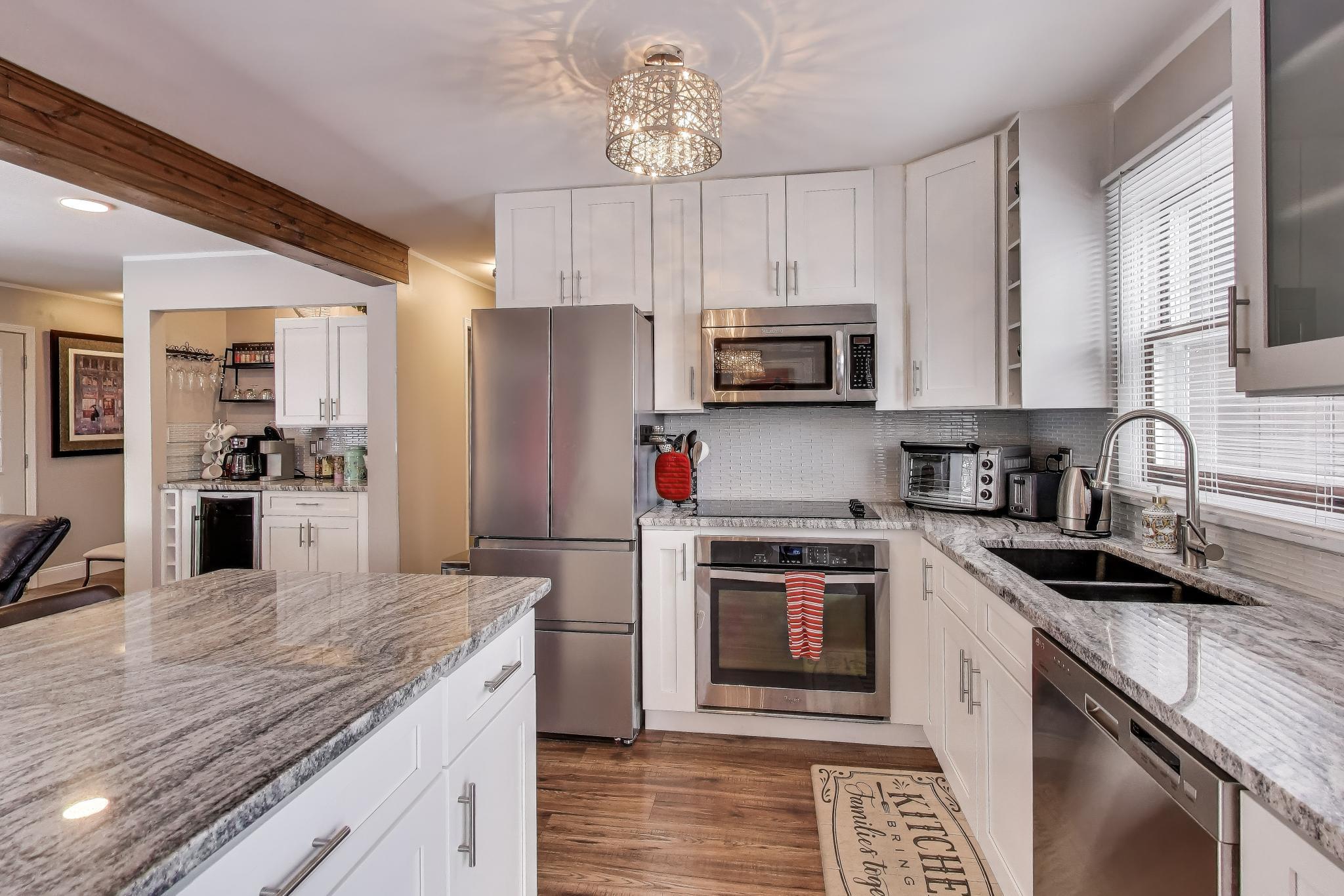 N3252 Robin Rd, Geneva, WI 53147 — photo 2