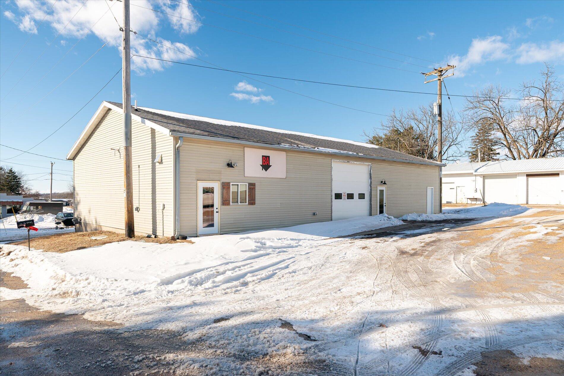 110 Fs Dr — photo