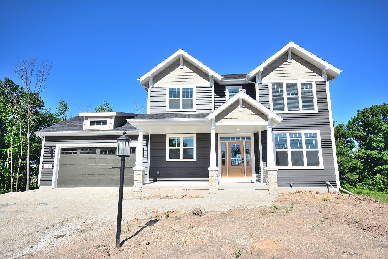 W199N5253 Ponderosa Ct — photo