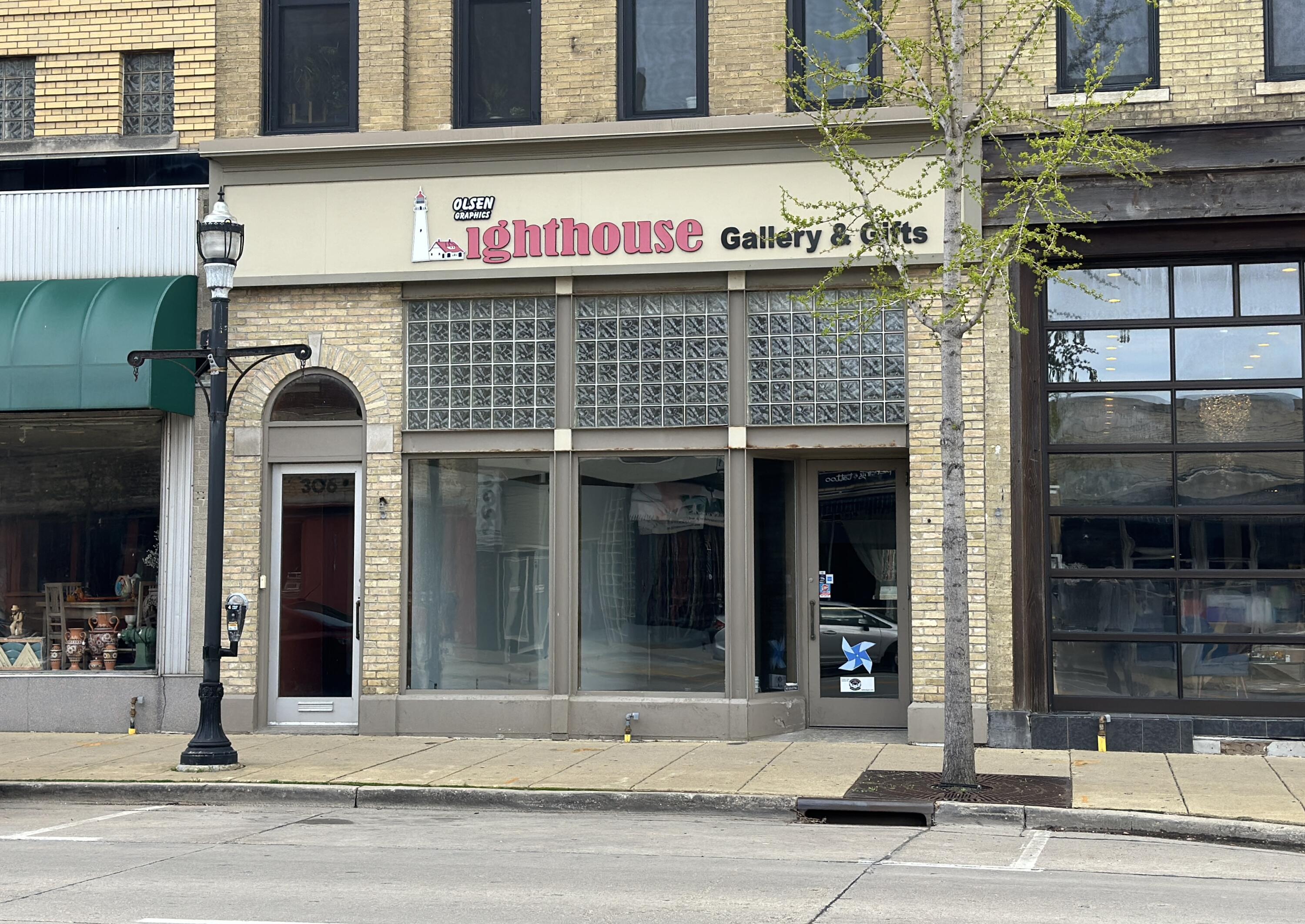 306 Main St, Racine, WI 53403 — photo 2