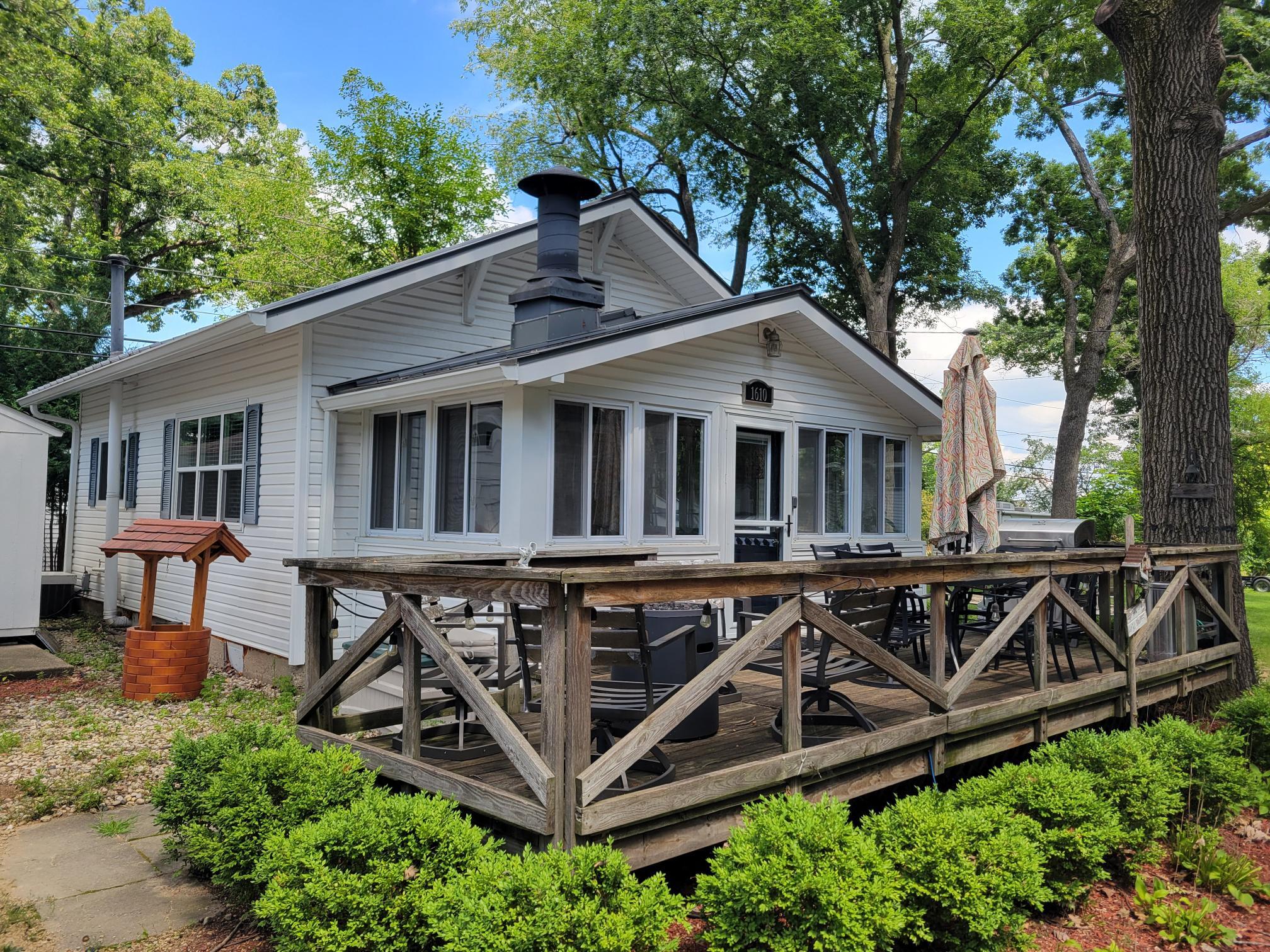 1610 Jackson Park Dr — photo