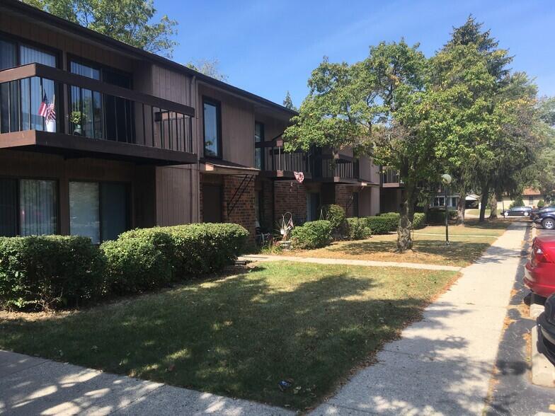 6167 W Cold Spring Rd — photo