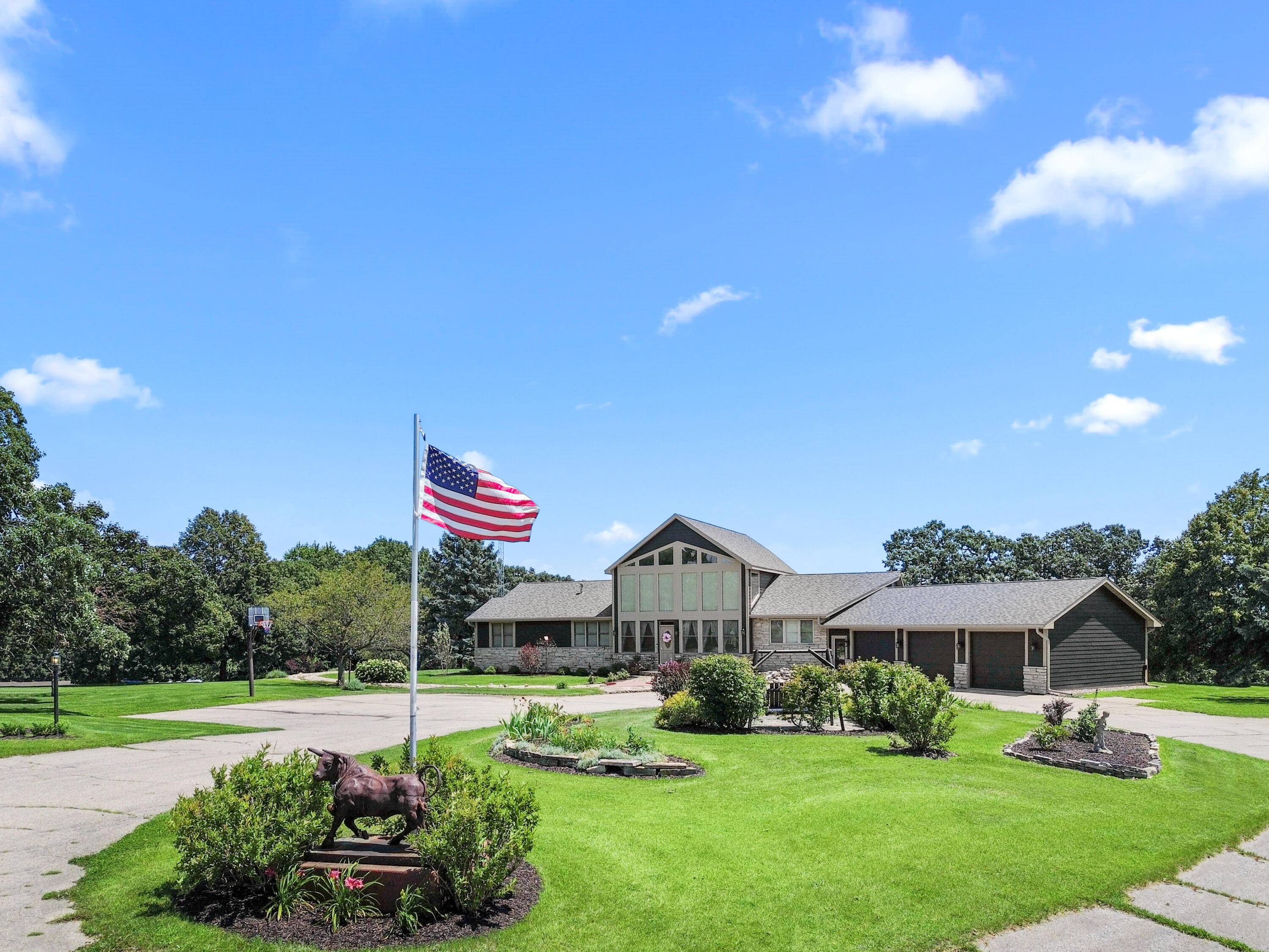 W5244 County Road Es - — photo