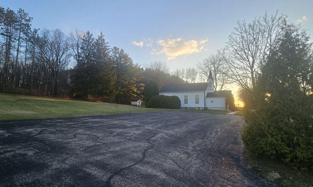 W4863 Carnes Rd, Cold Spring, WI 53538 — photo 3