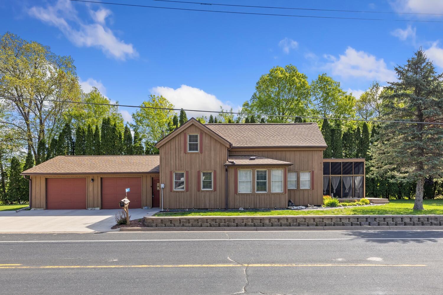46652 Riverview Dr — photo