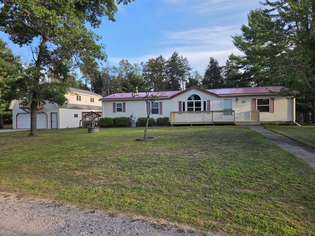 N10268 Hummingbird Ln — photo