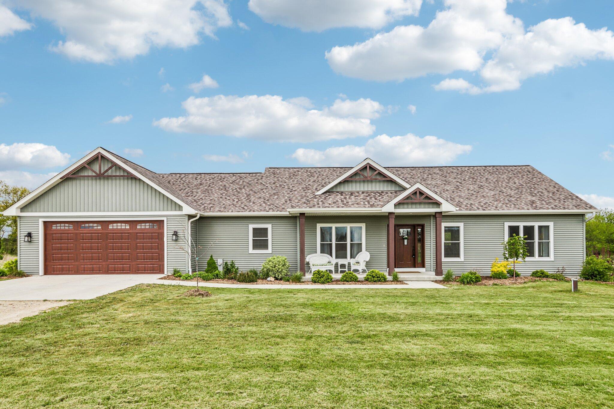 N8069 Springer Rd, Waterloo, WI 53551 — photo 2