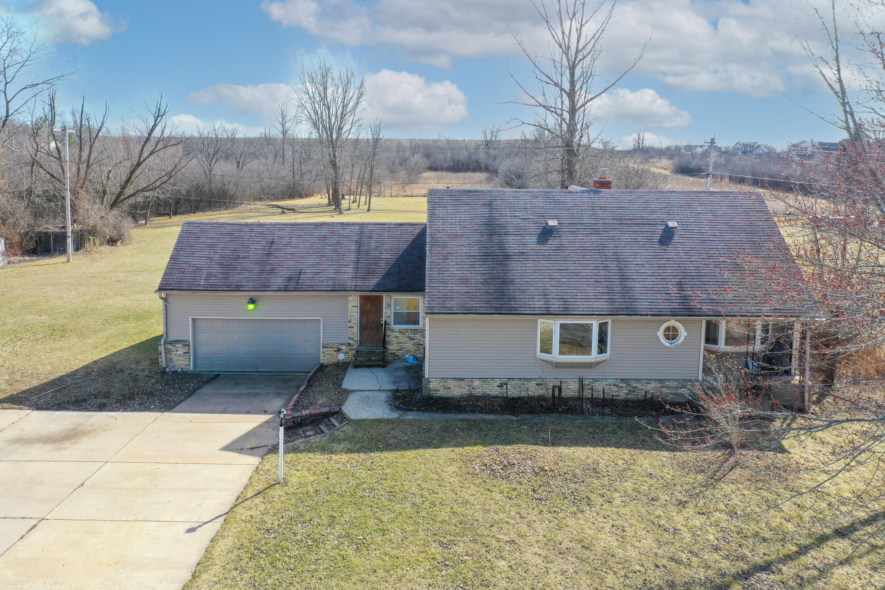9335 W County Line Rd, 9325, Milwaukee, WI 53224 — photo 3