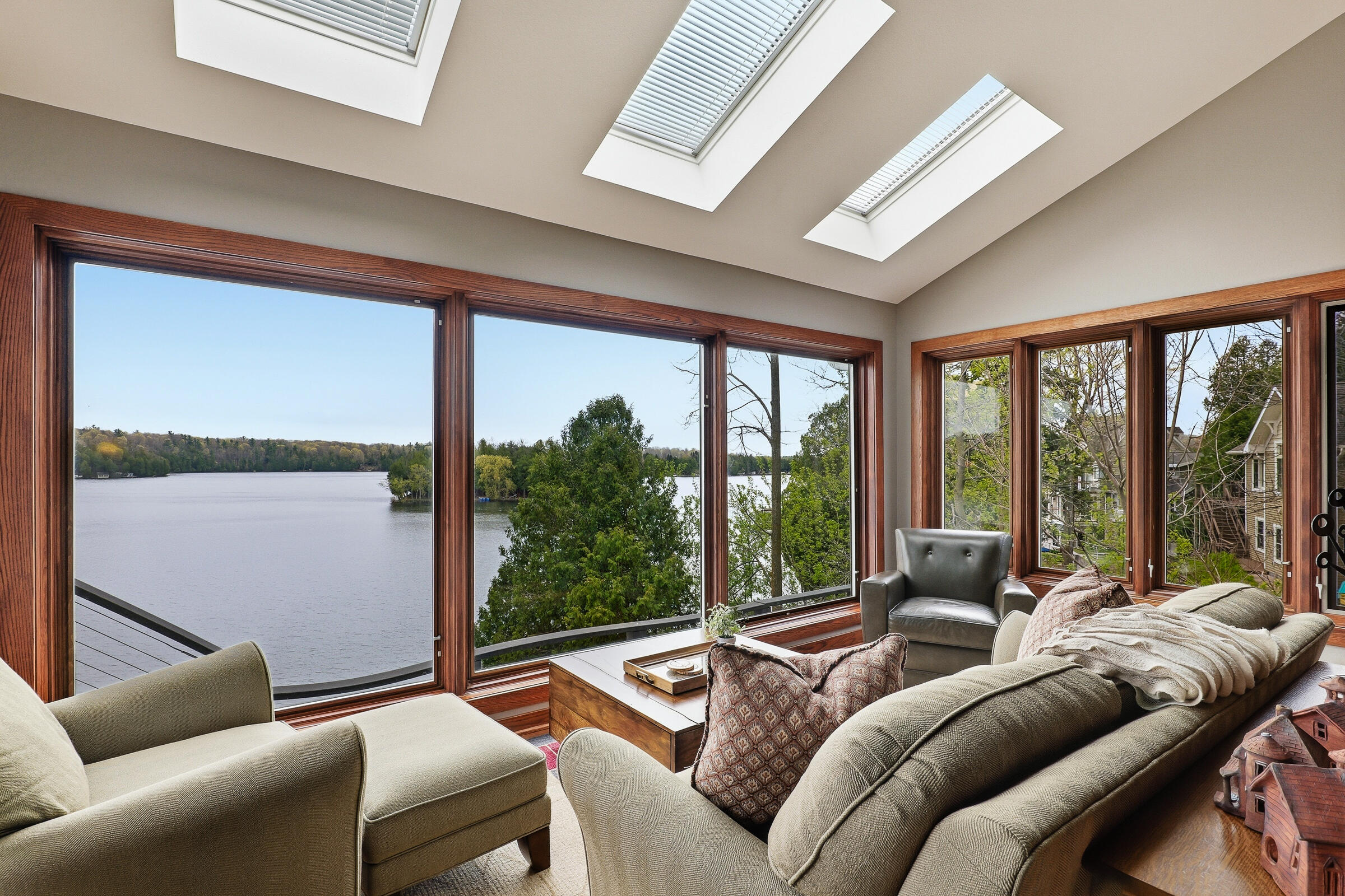 14025 Cedar Terrace Rd — photo