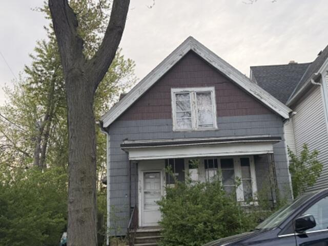 2620 S Pine Ave — photo