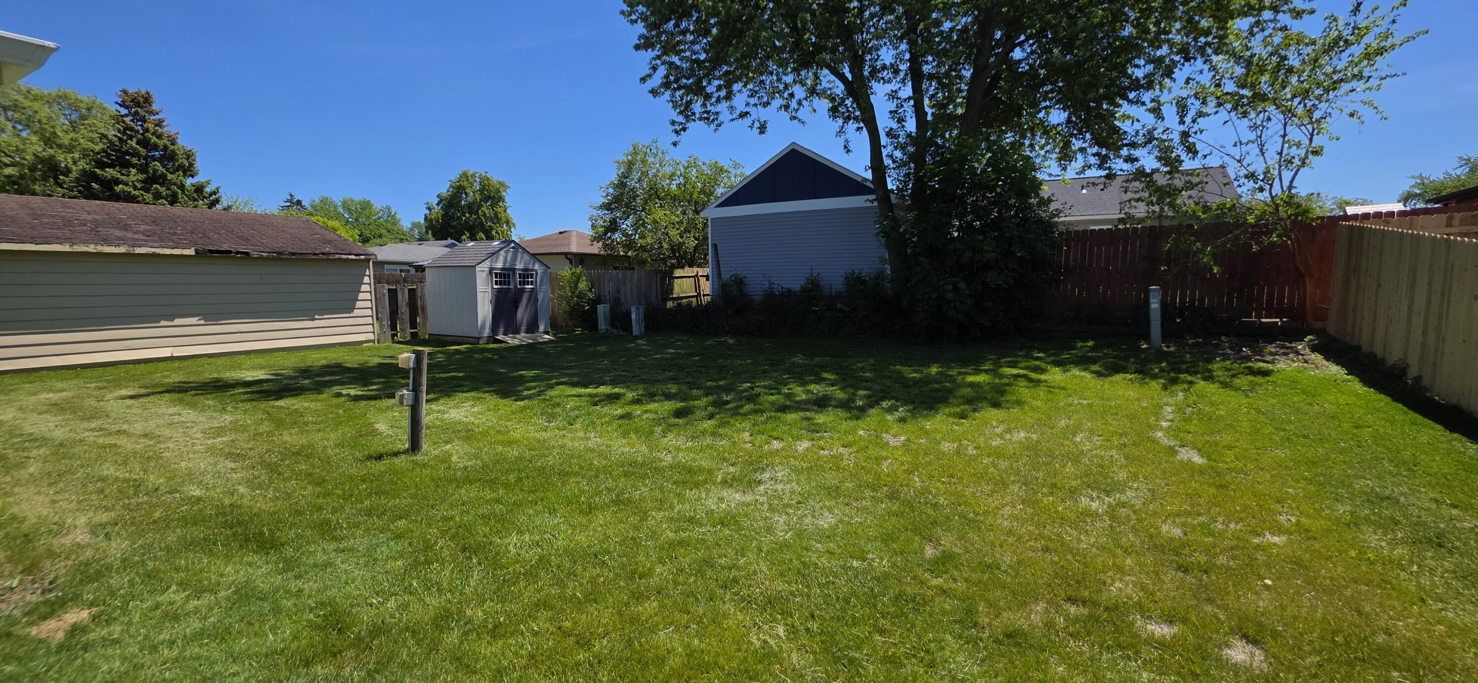 5611 Windward Dr, Racine, WI 53406 — photo 3