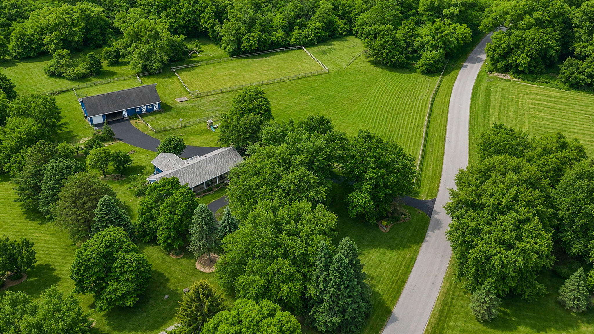 N7W29615 Thames Ct — photo