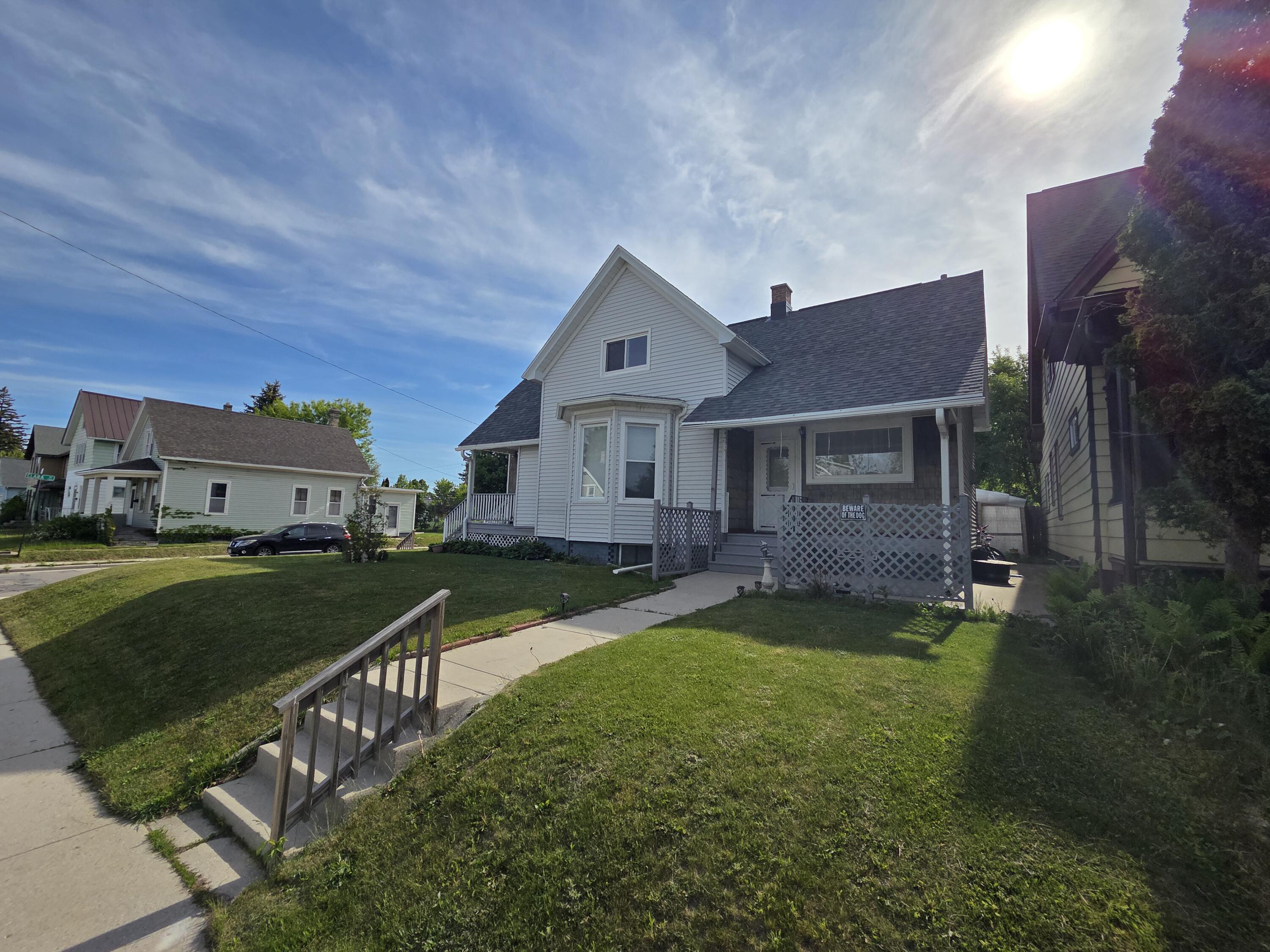 1333 Clara Ave — photo