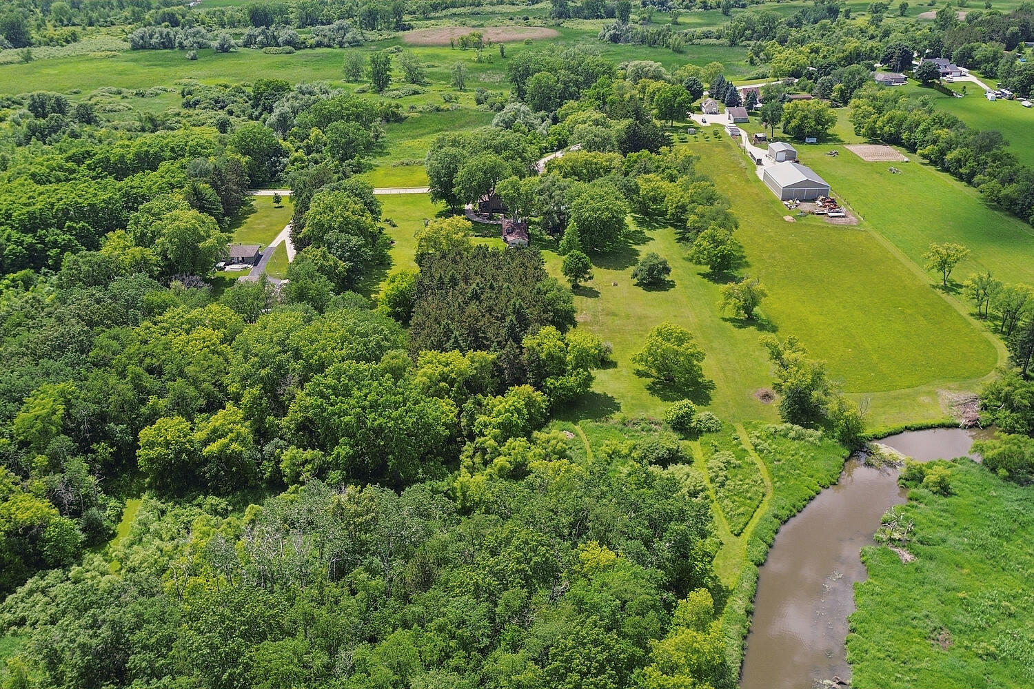 9461 River Rd, Pleasant Prairie, WI 53158 — photo 2