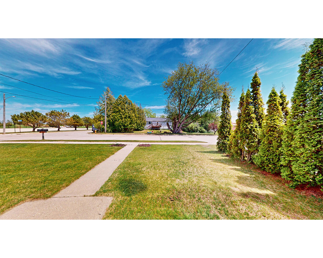 3412 Wilson St, Two Rivers, WI 54241 — photo 3