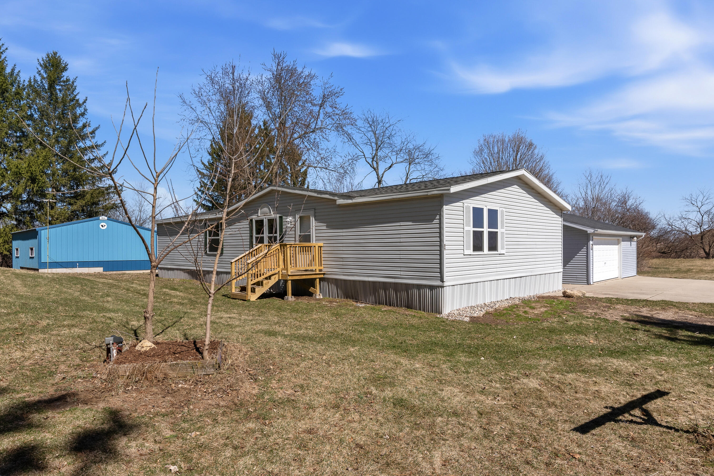 W8418 Hemlock Rd — photo