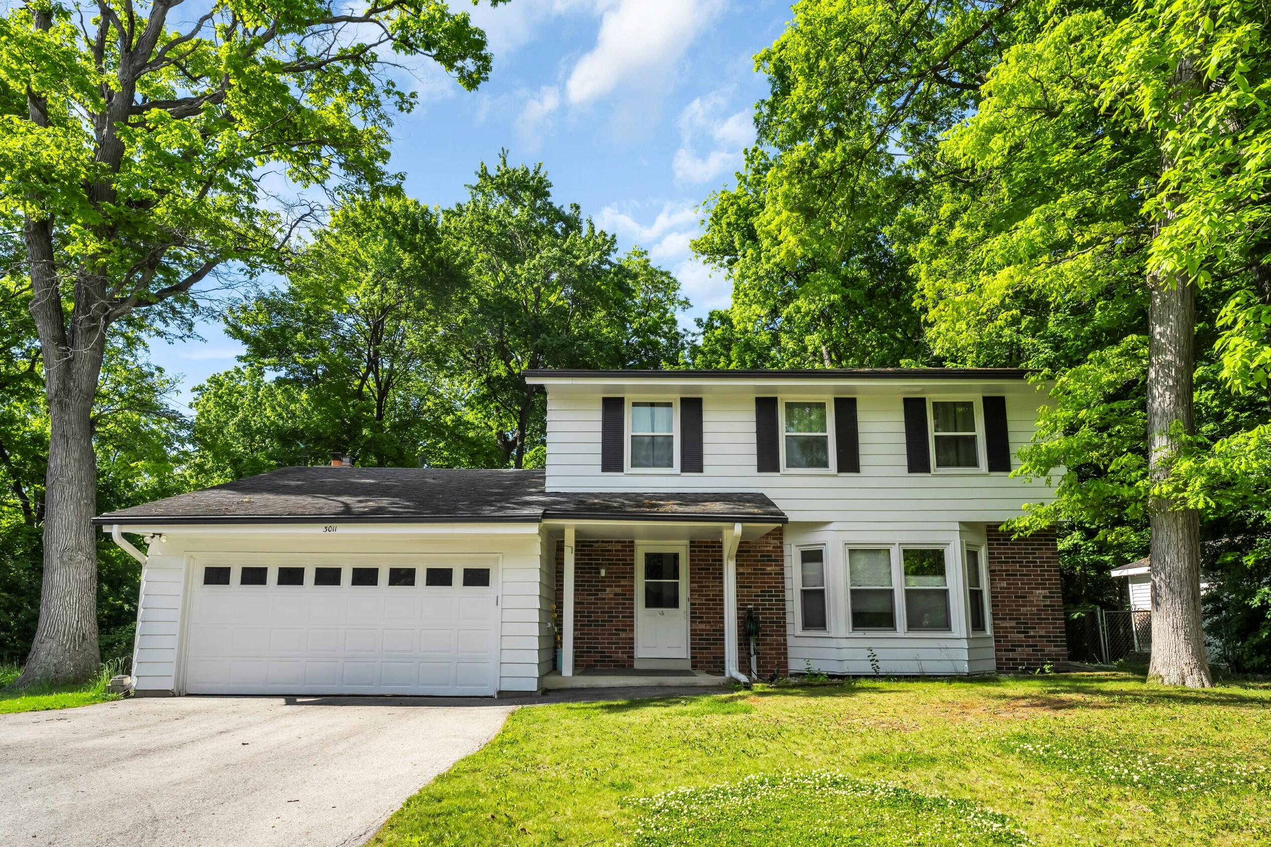 3011 Bruce Dr, Caledonia, WI 53404 — photo 2
