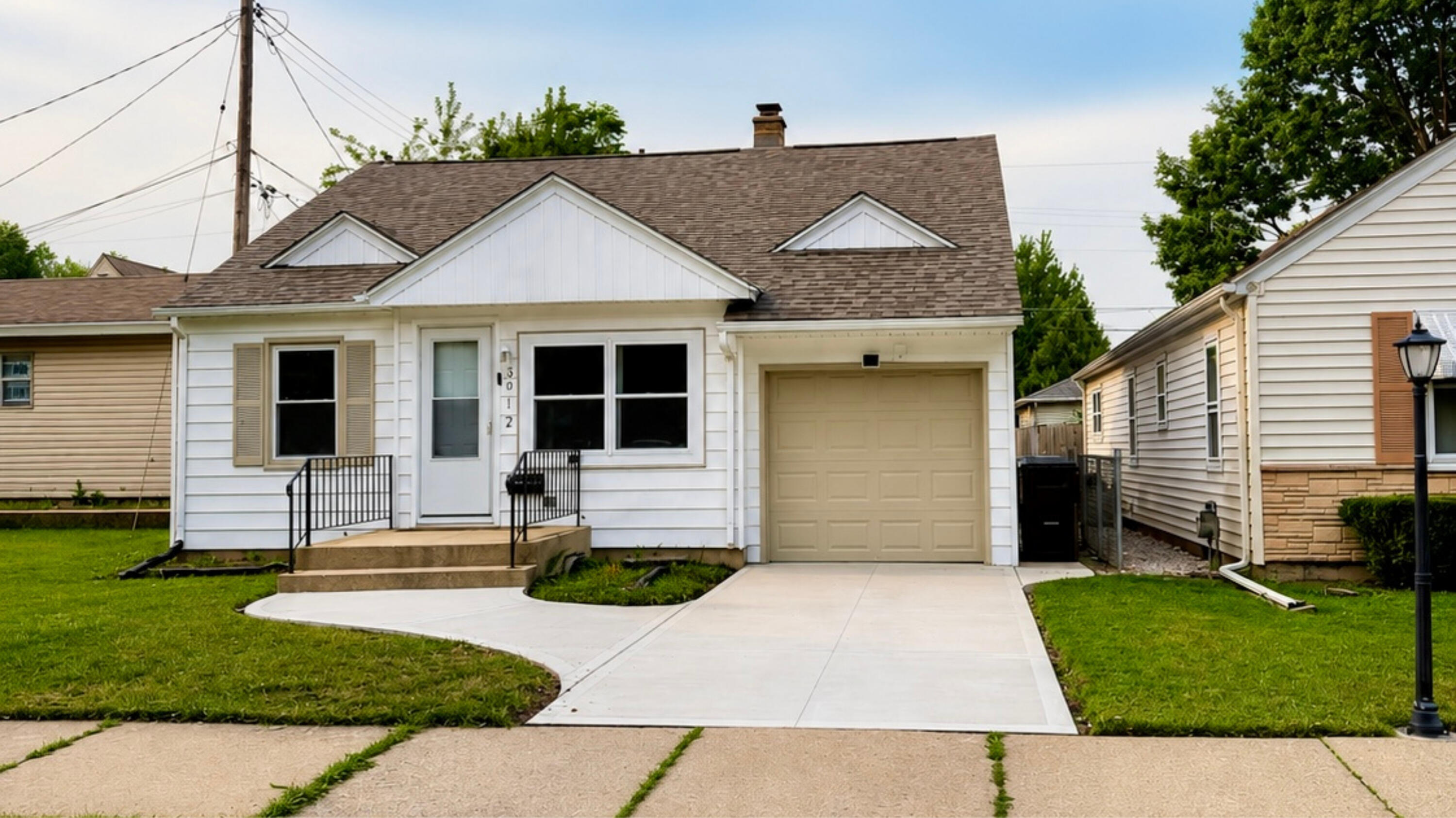 3012 Dwight St, Racine, WI 53403