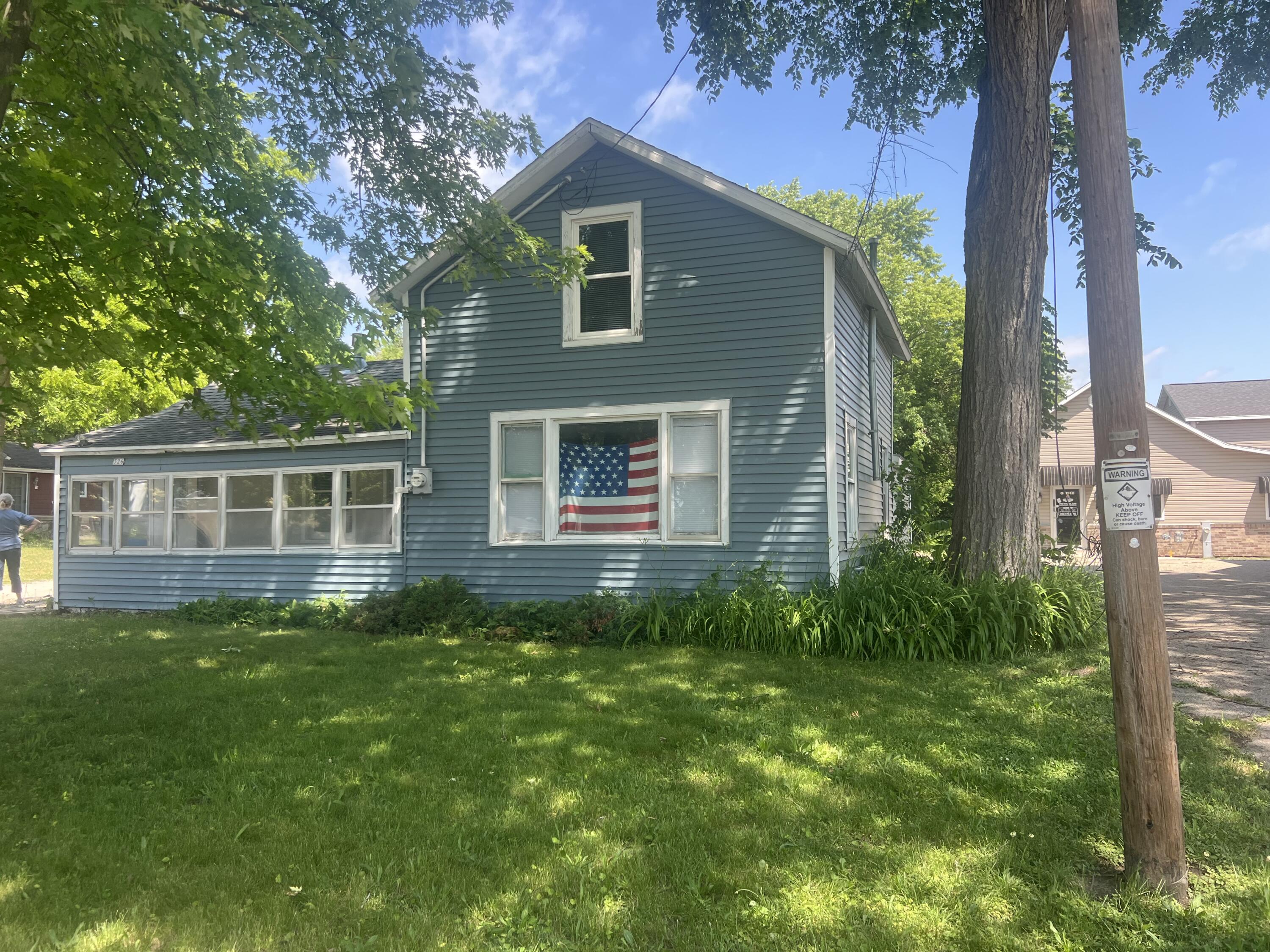 526 E Milwaukee St — photo
