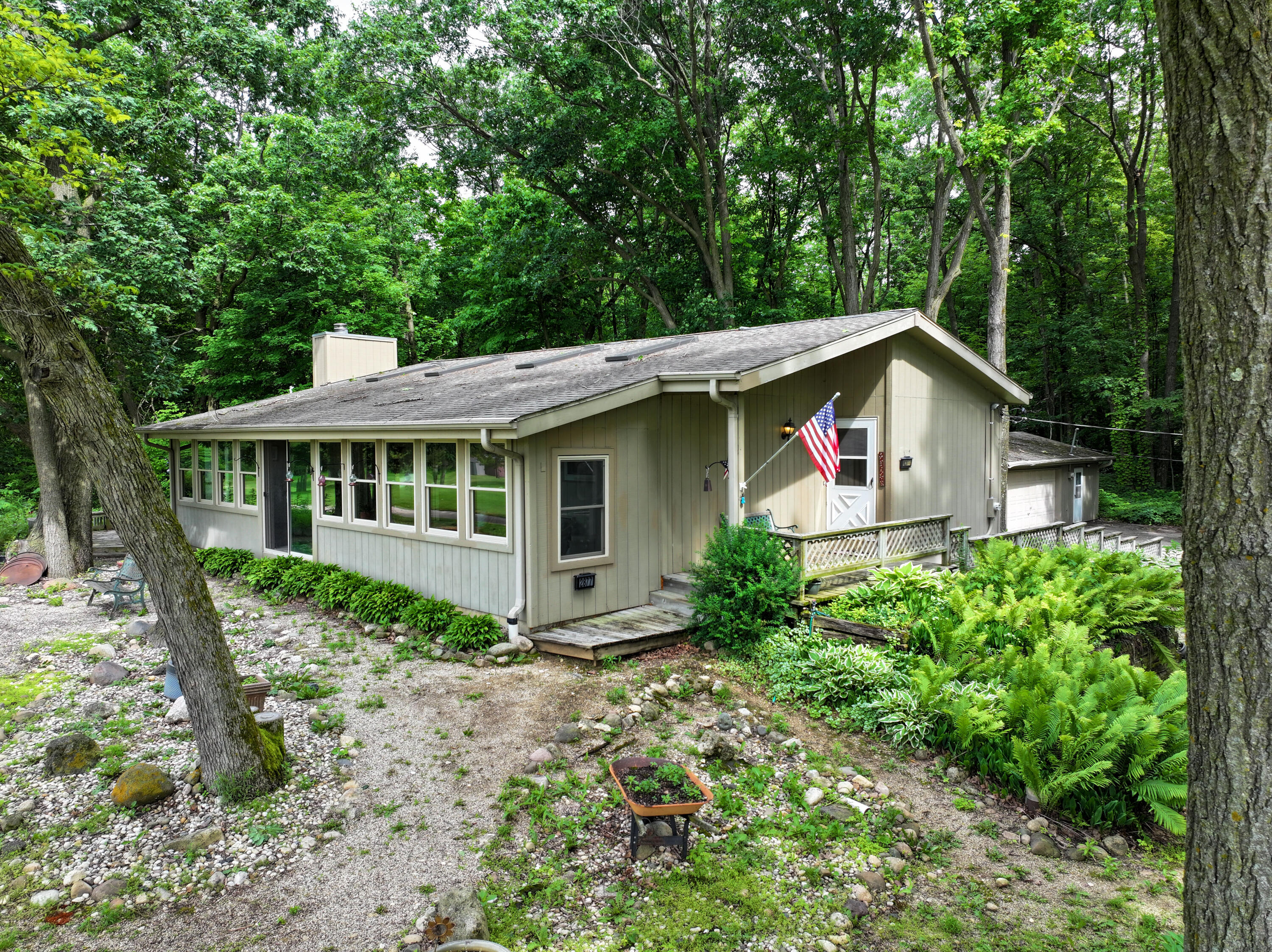 N2877 Roger Rd, Sullivan, WI 53137